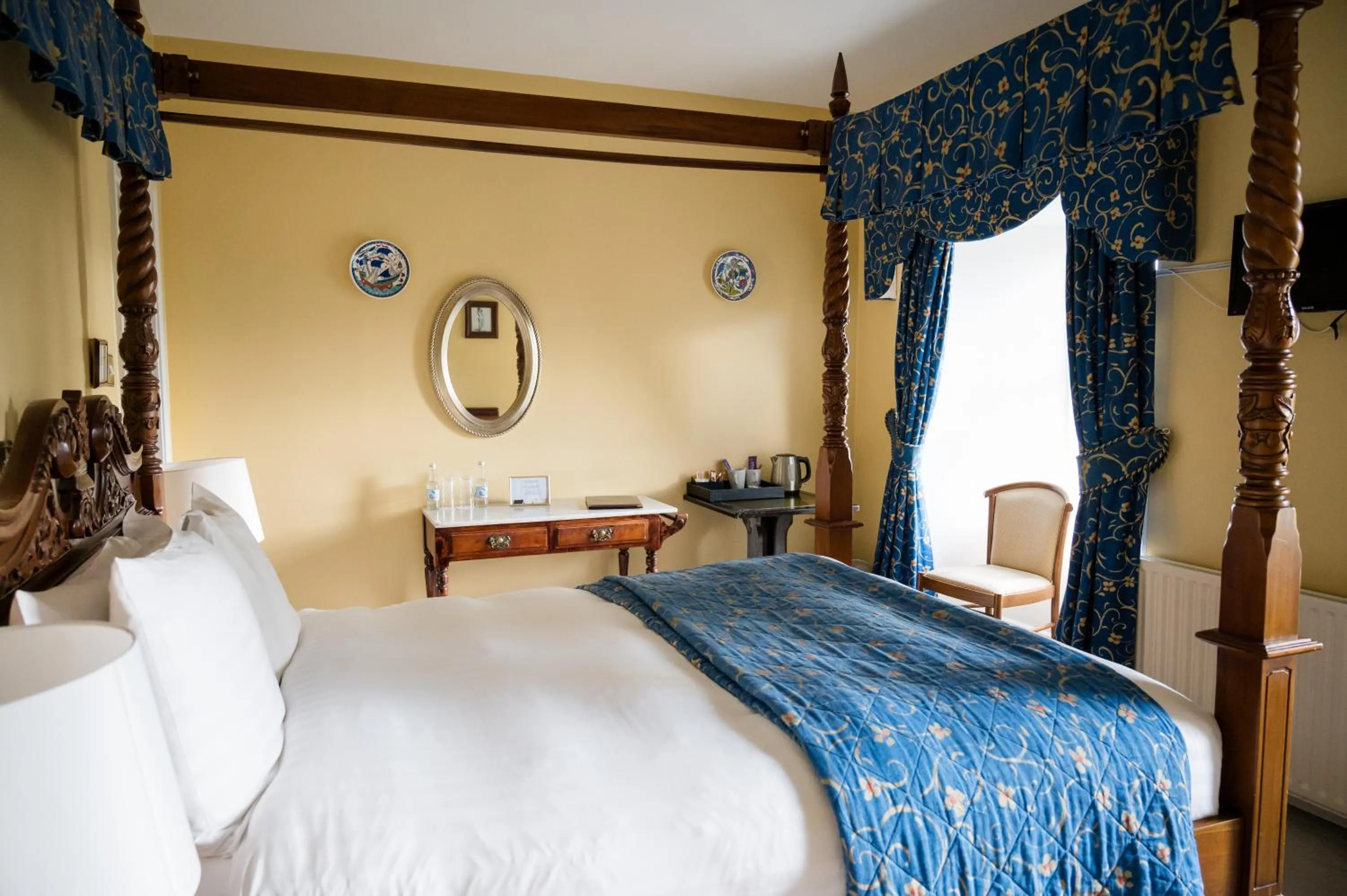 Bed in Carrygerry Country House