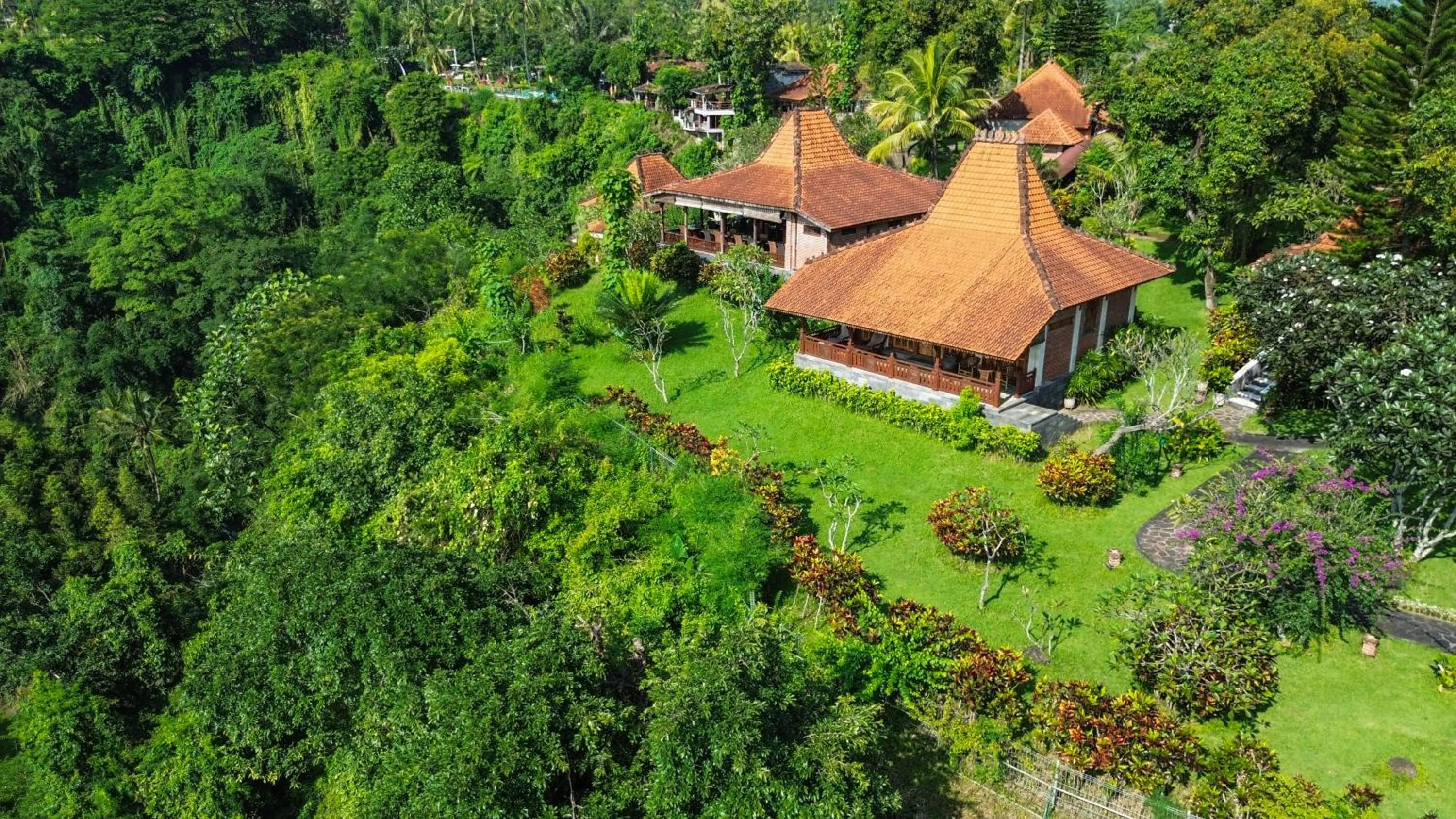 Property building in Shanti Natural Panorama View Hotel