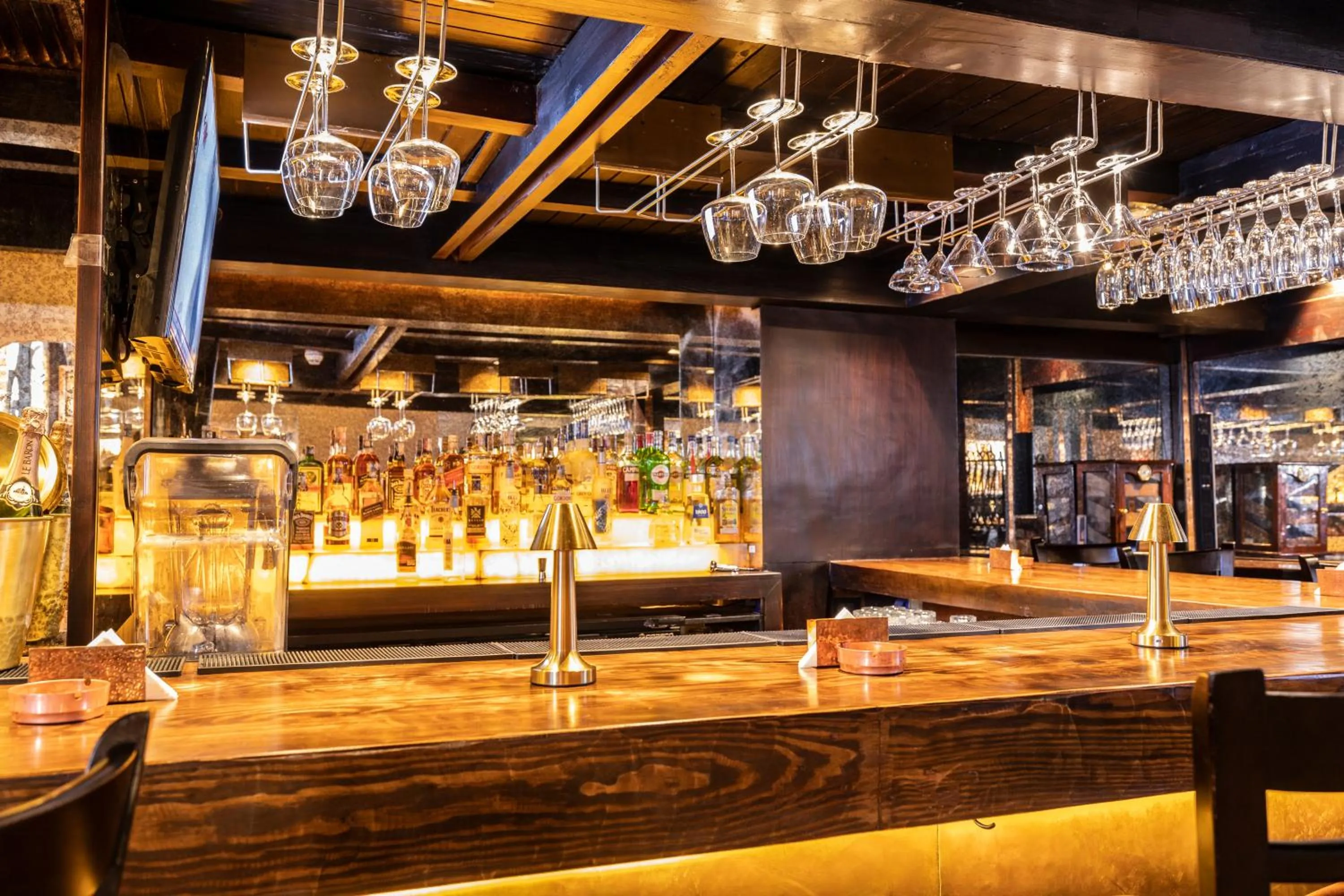 Restaurant/places to eat in The President Hotel Cairo