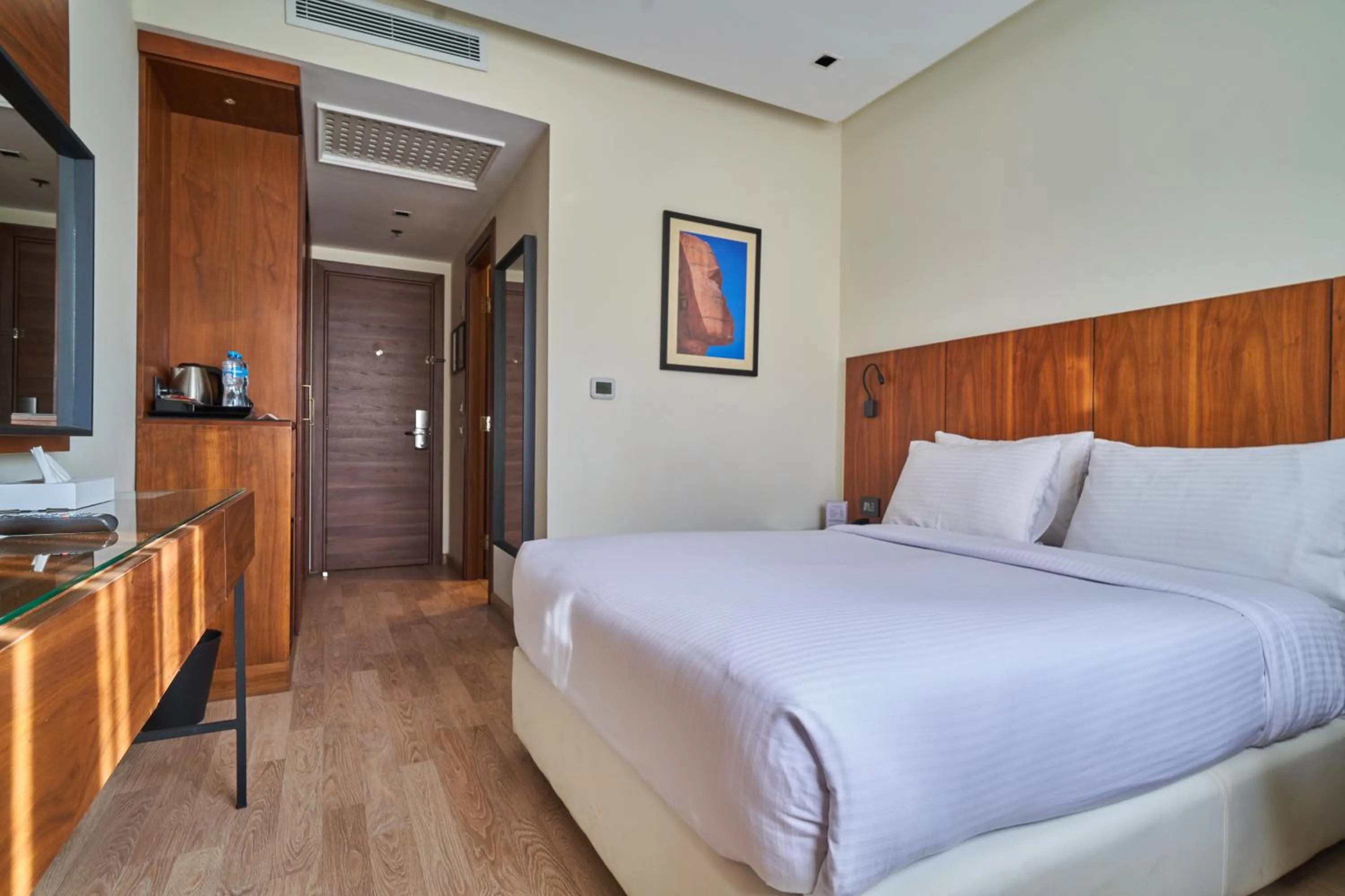 Photo of the whole room, Bed in The President Hotel Cairo