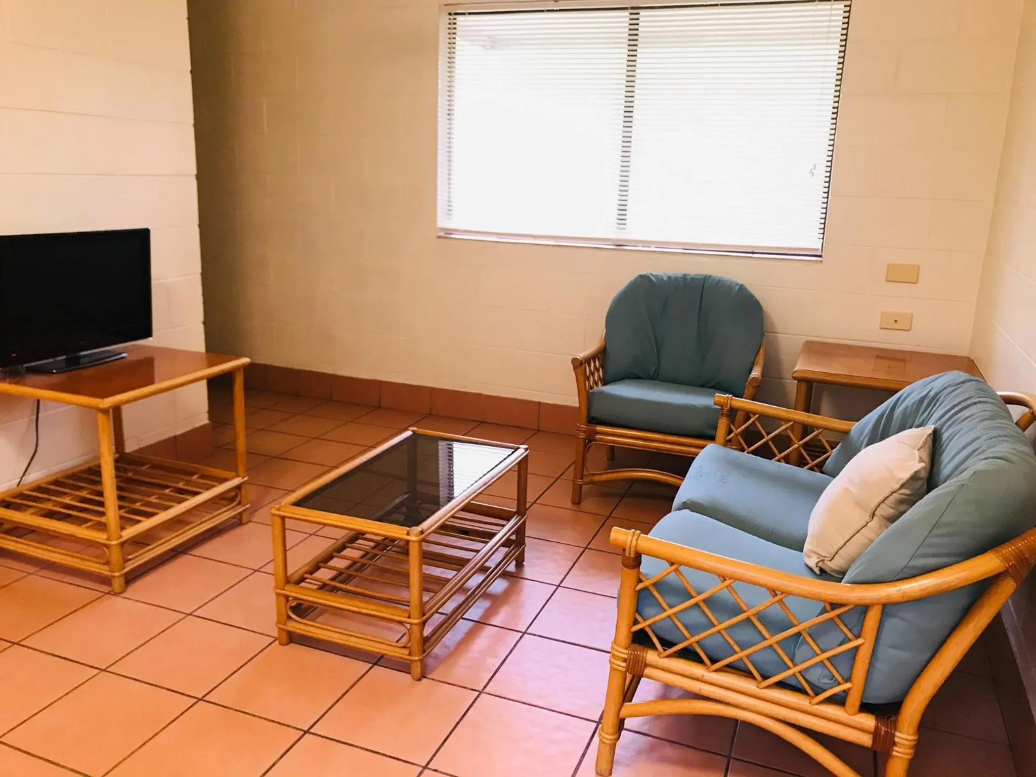 Living room in Koala Beach Resort Cairns