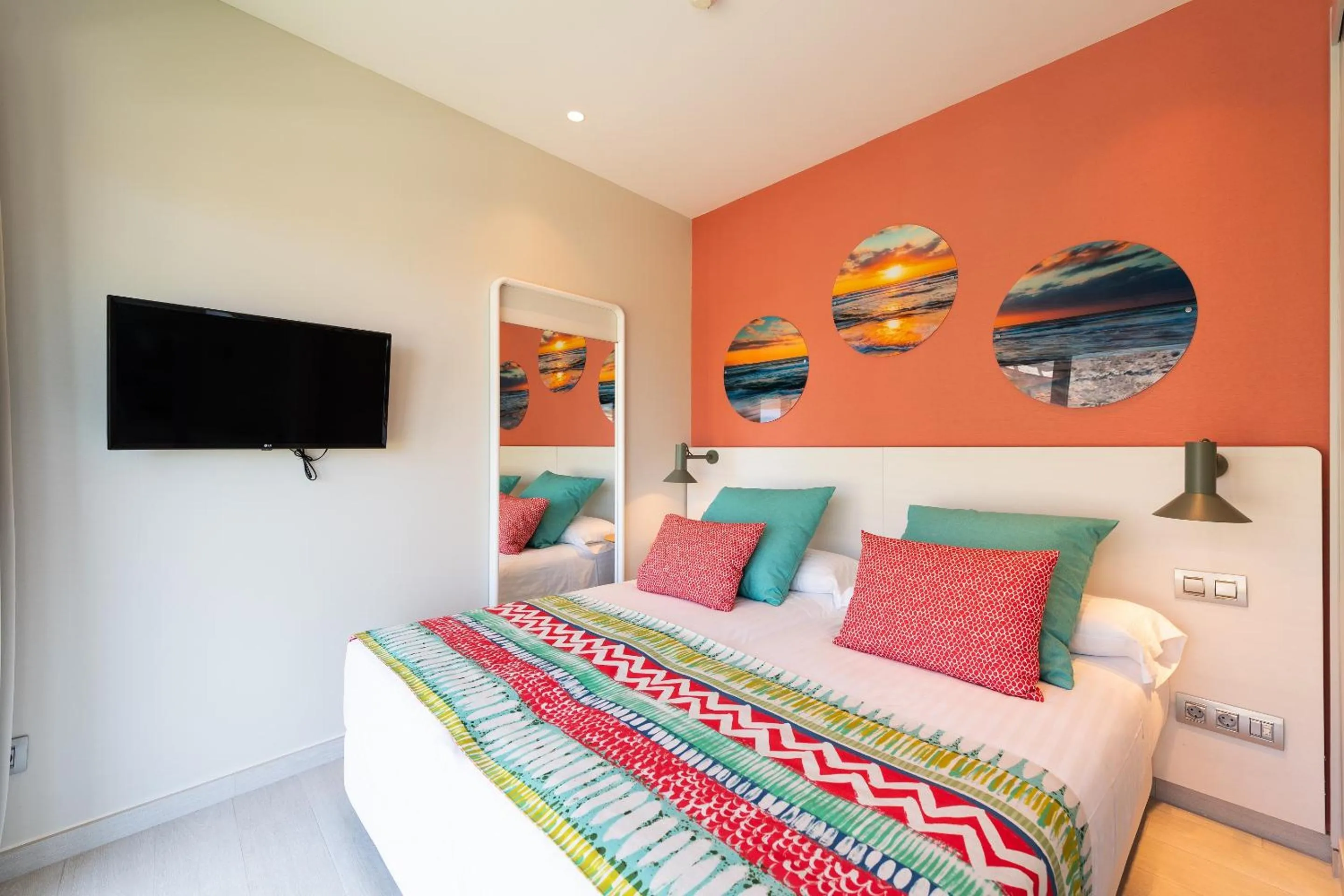 Bedroom, Bed in Cordial Mogán Solaz