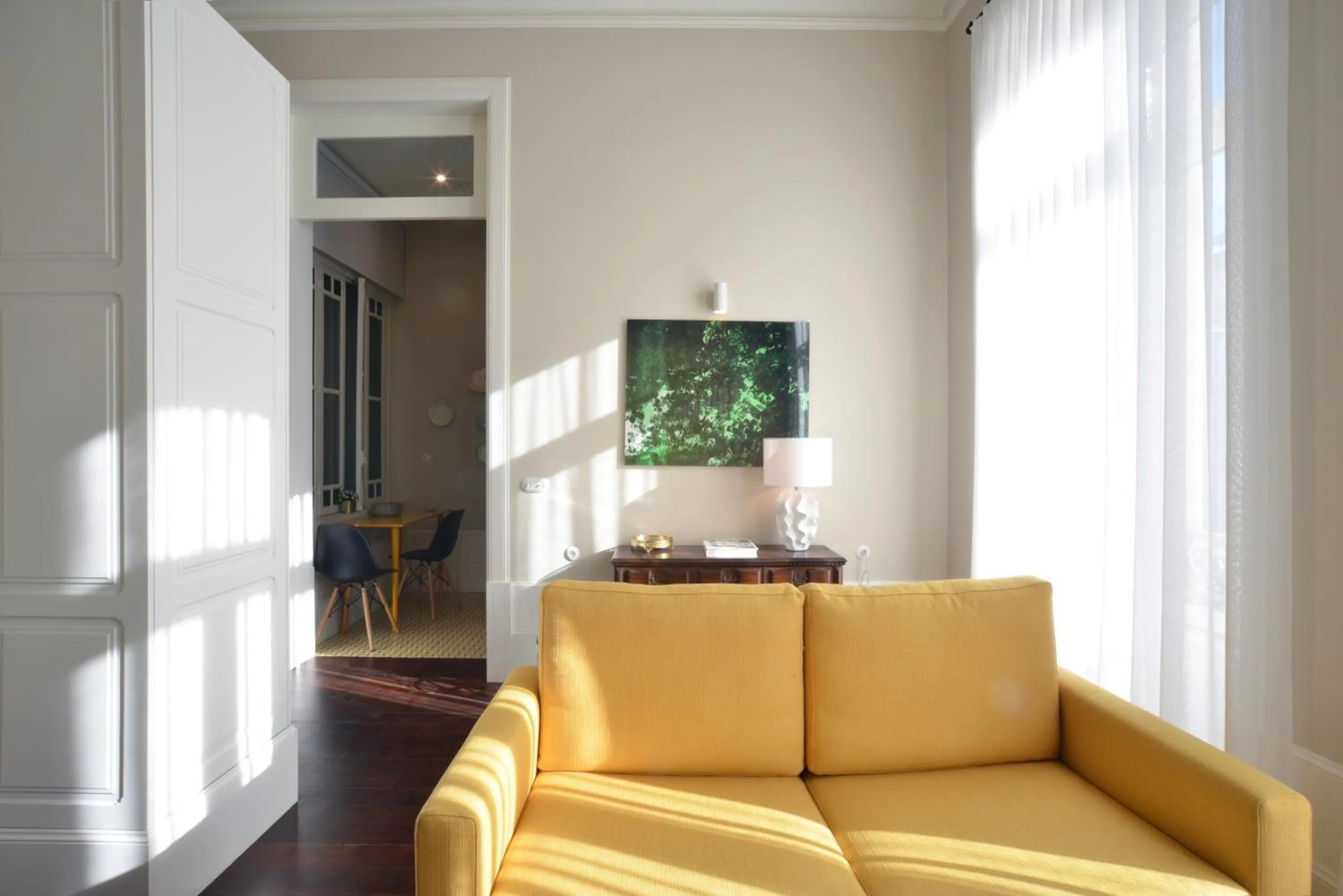 Living room in YOUROPO - Market