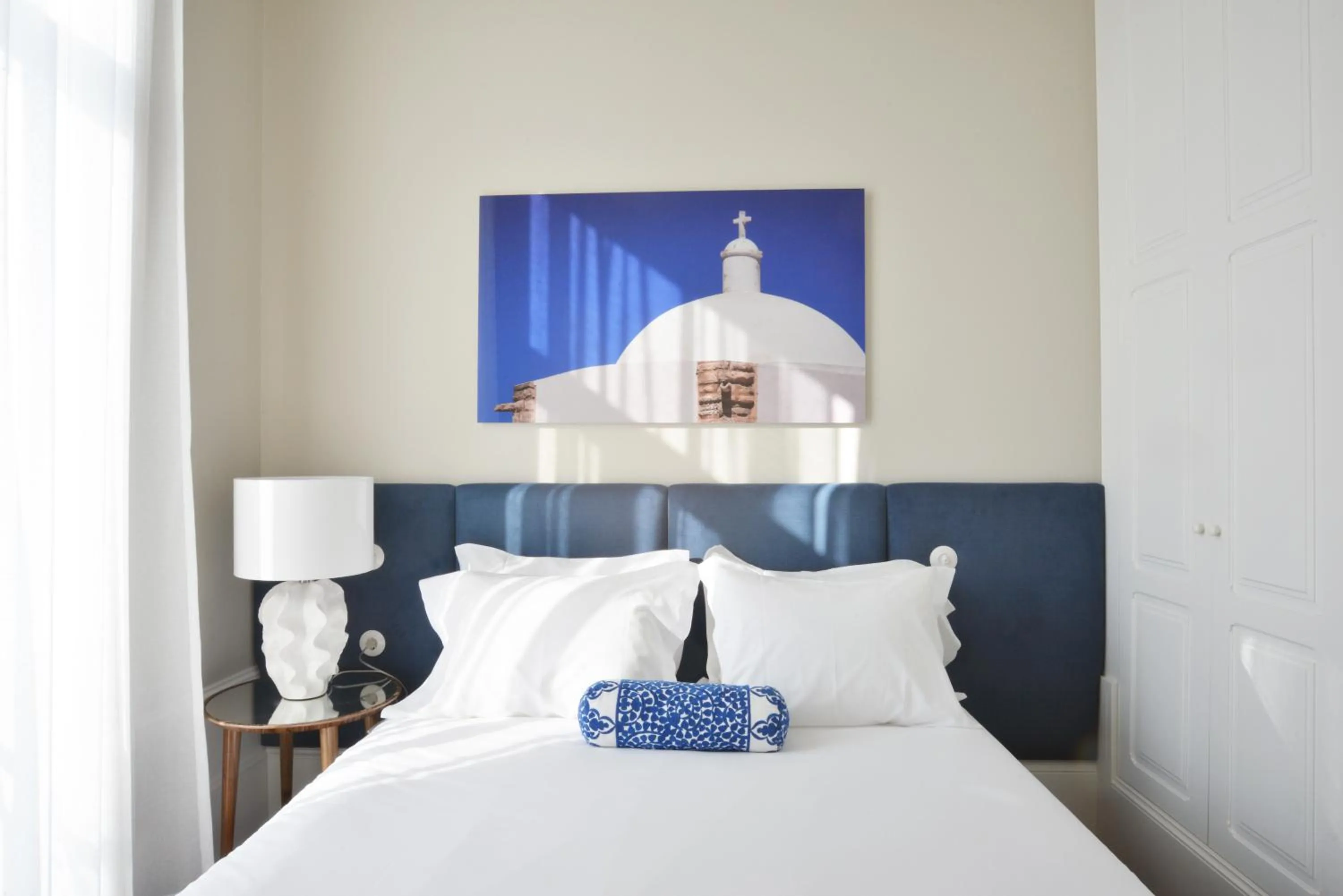 Bed in YOUROPO - Market