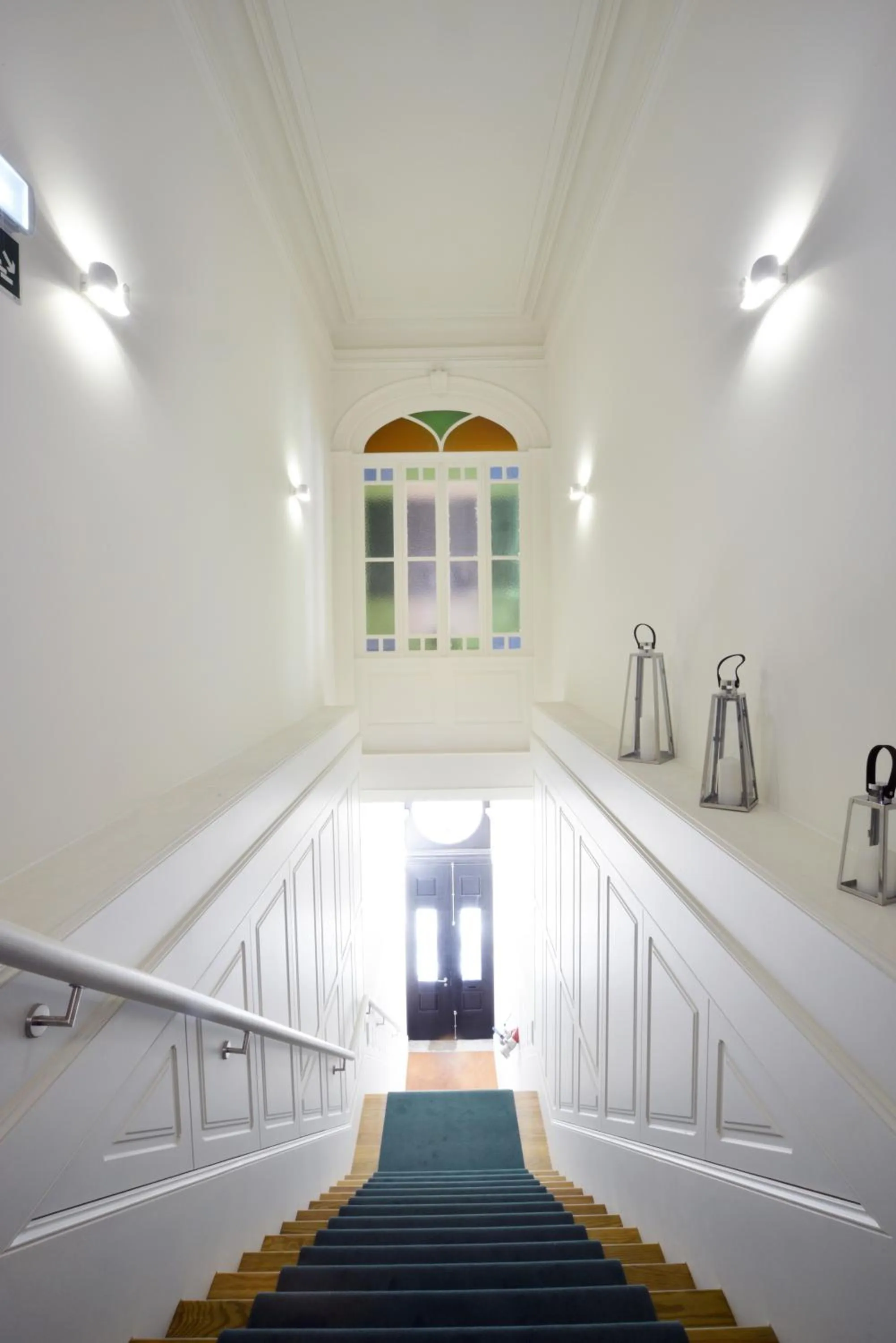 Property building in YOUROPO - Market