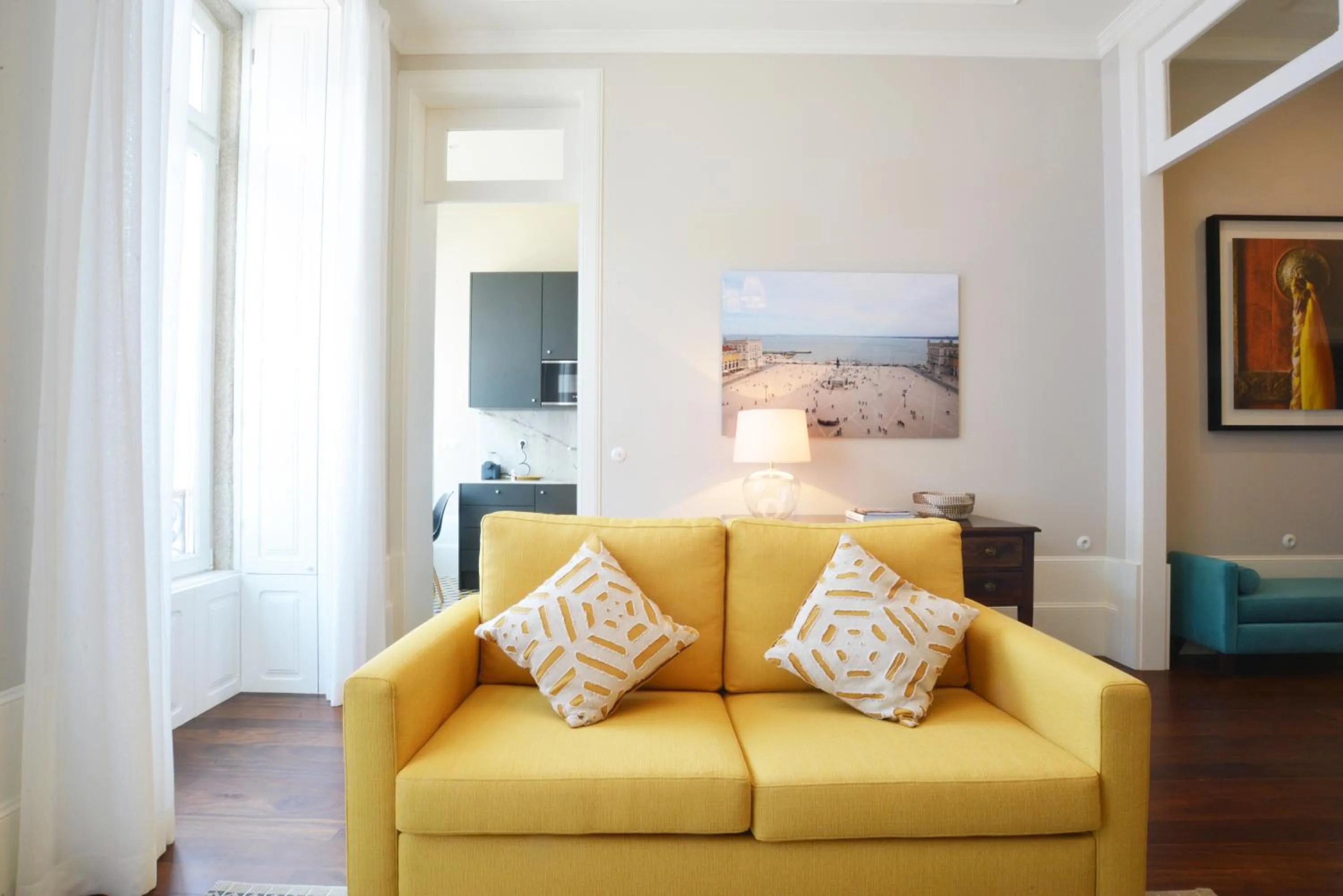 Living room in YOUROPO - Market