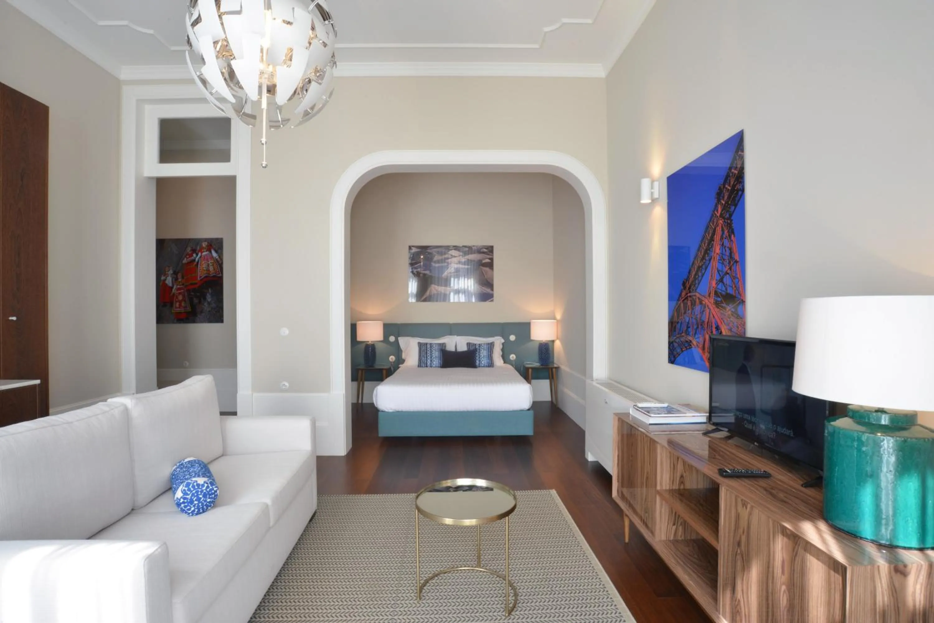 Bed in YOUROPO - Market