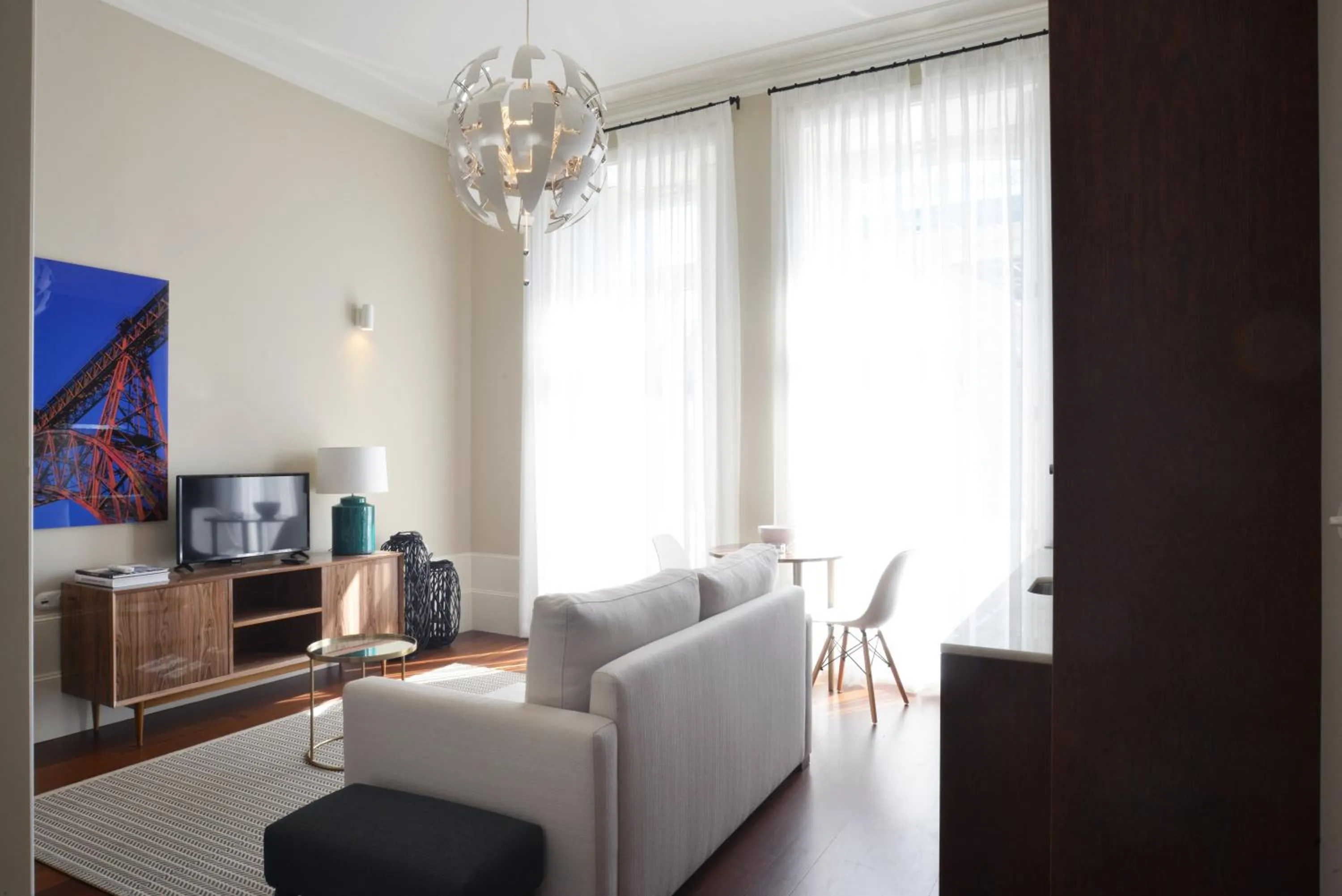 TV and multimedia in YOUROPO - Market