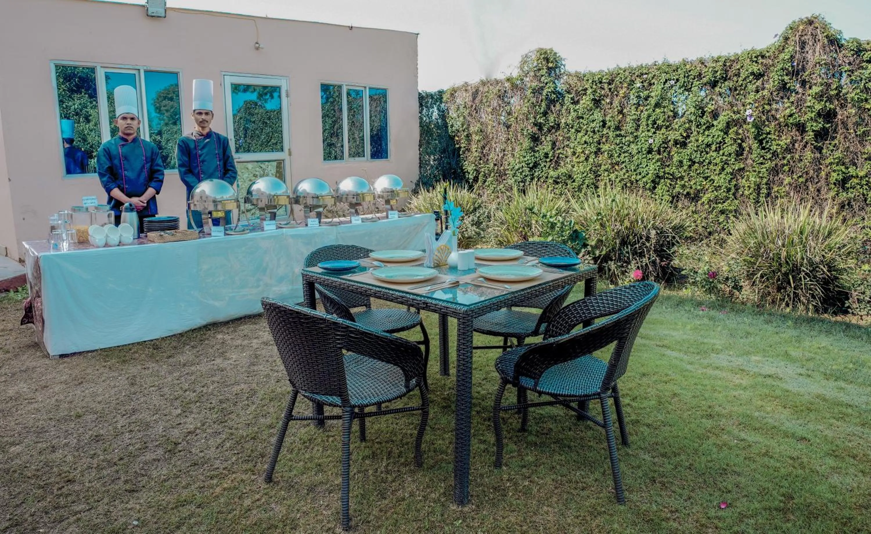Dining area in Paridhi Niwas, Ranthambore- near Tiger Safari Zones 1-5
