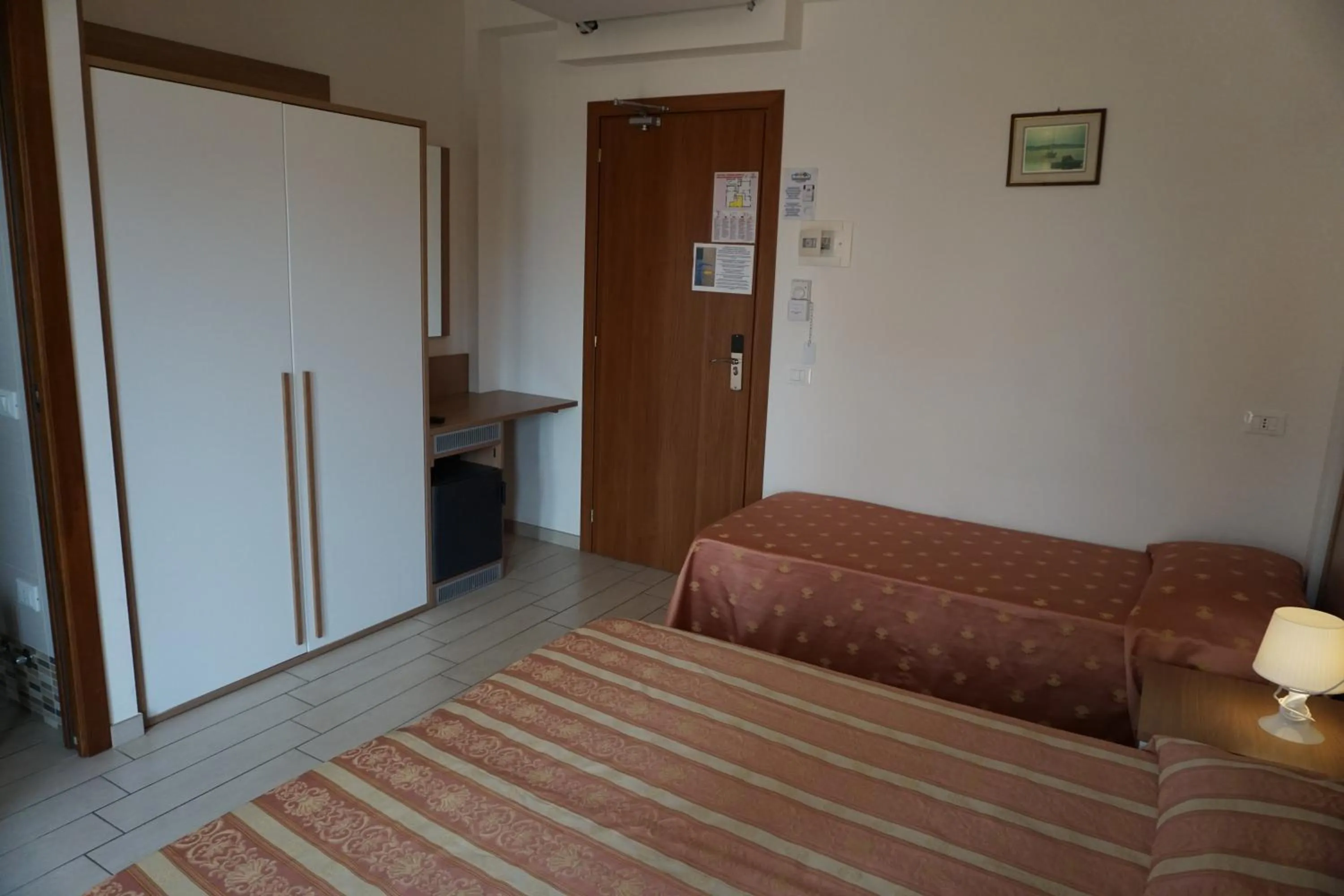 Bed in Hotel Ideal Sottomarina