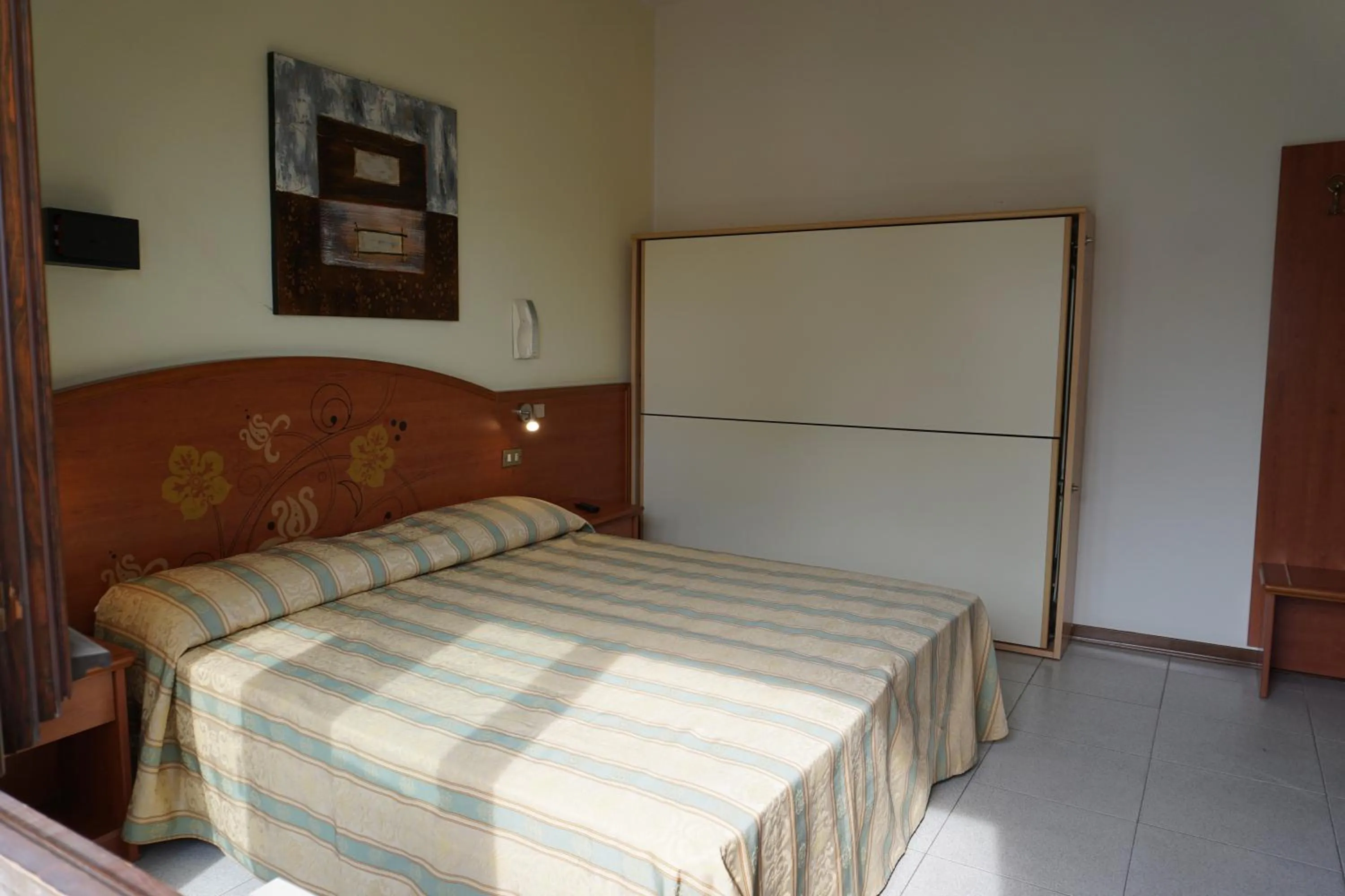 Bed in Hotel Ideal Sottomarina