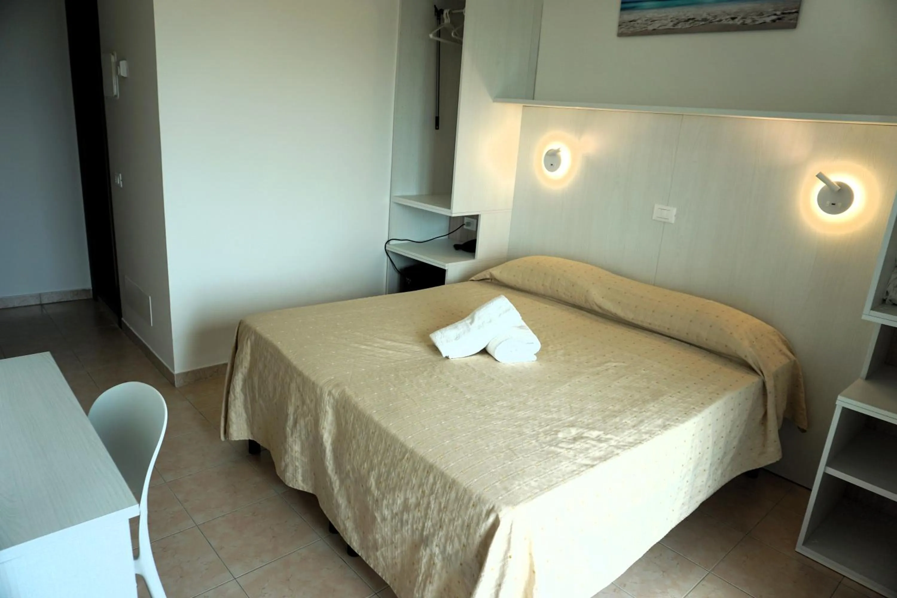 Bed in Hotel Ideal Sottomarina