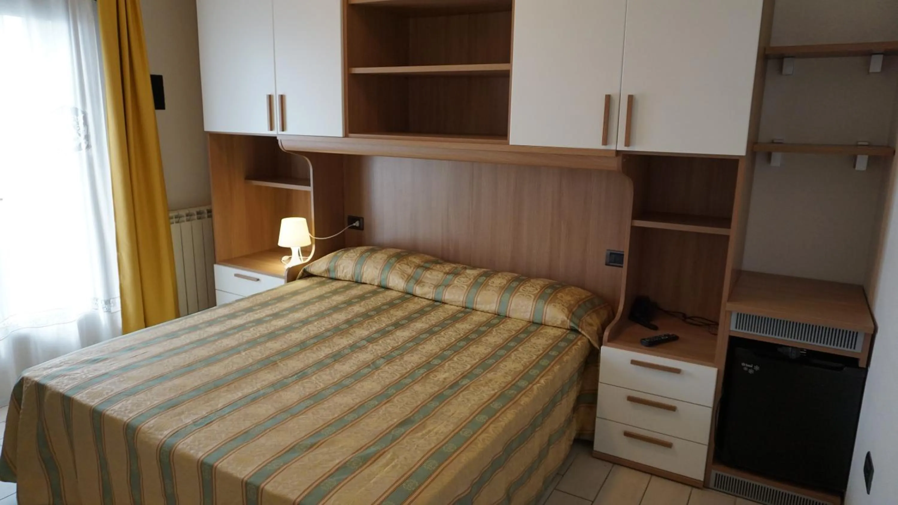 Bed in Hotel Ideal Sottomarina