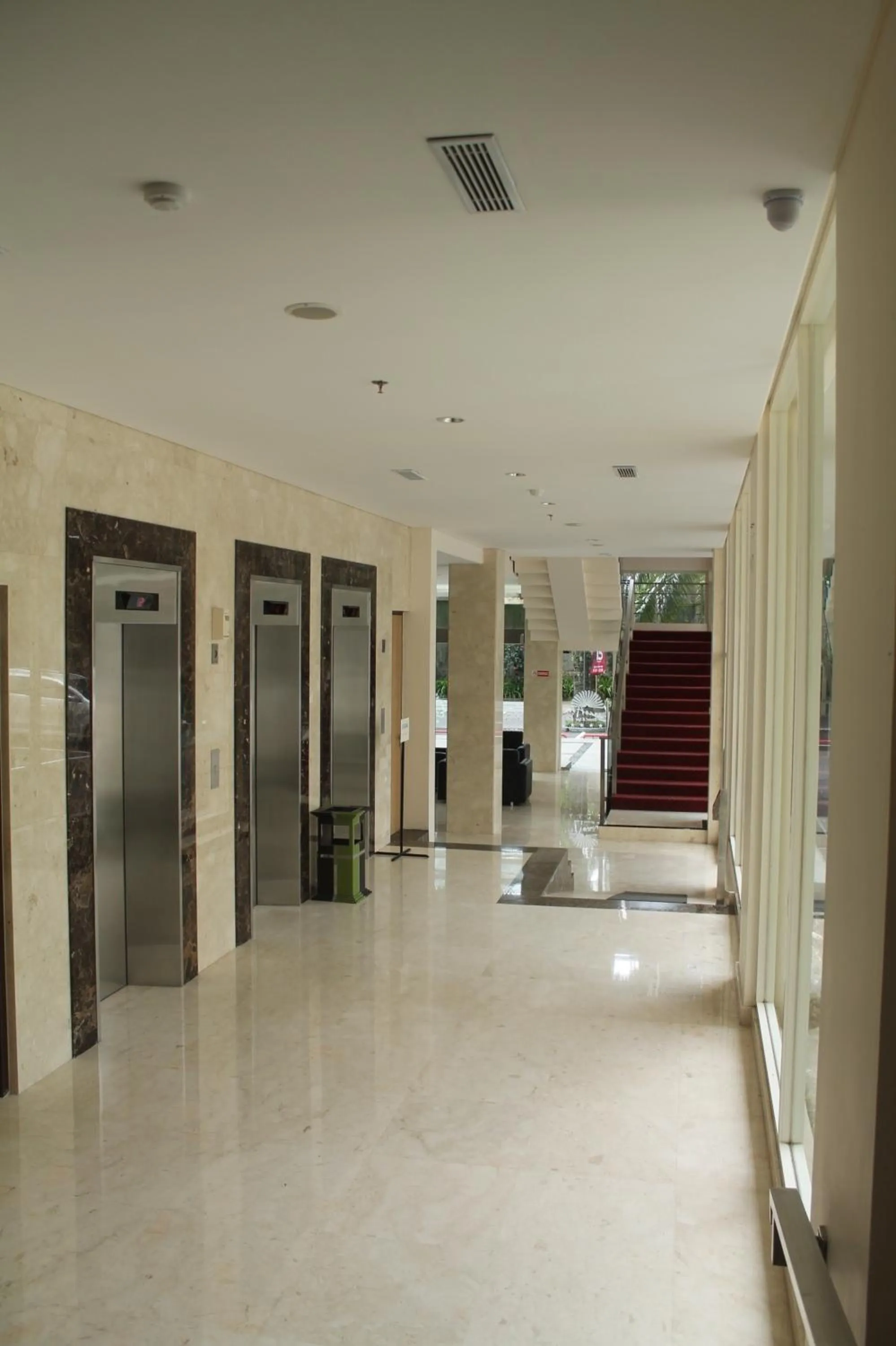 Lobby or reception in Laras Asri Resort & Spa