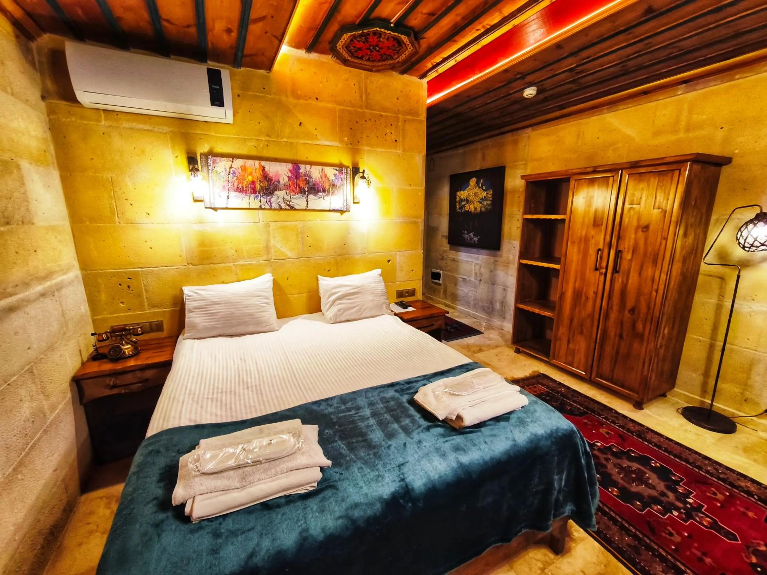 Bed in Cappadocia Elite Stone House