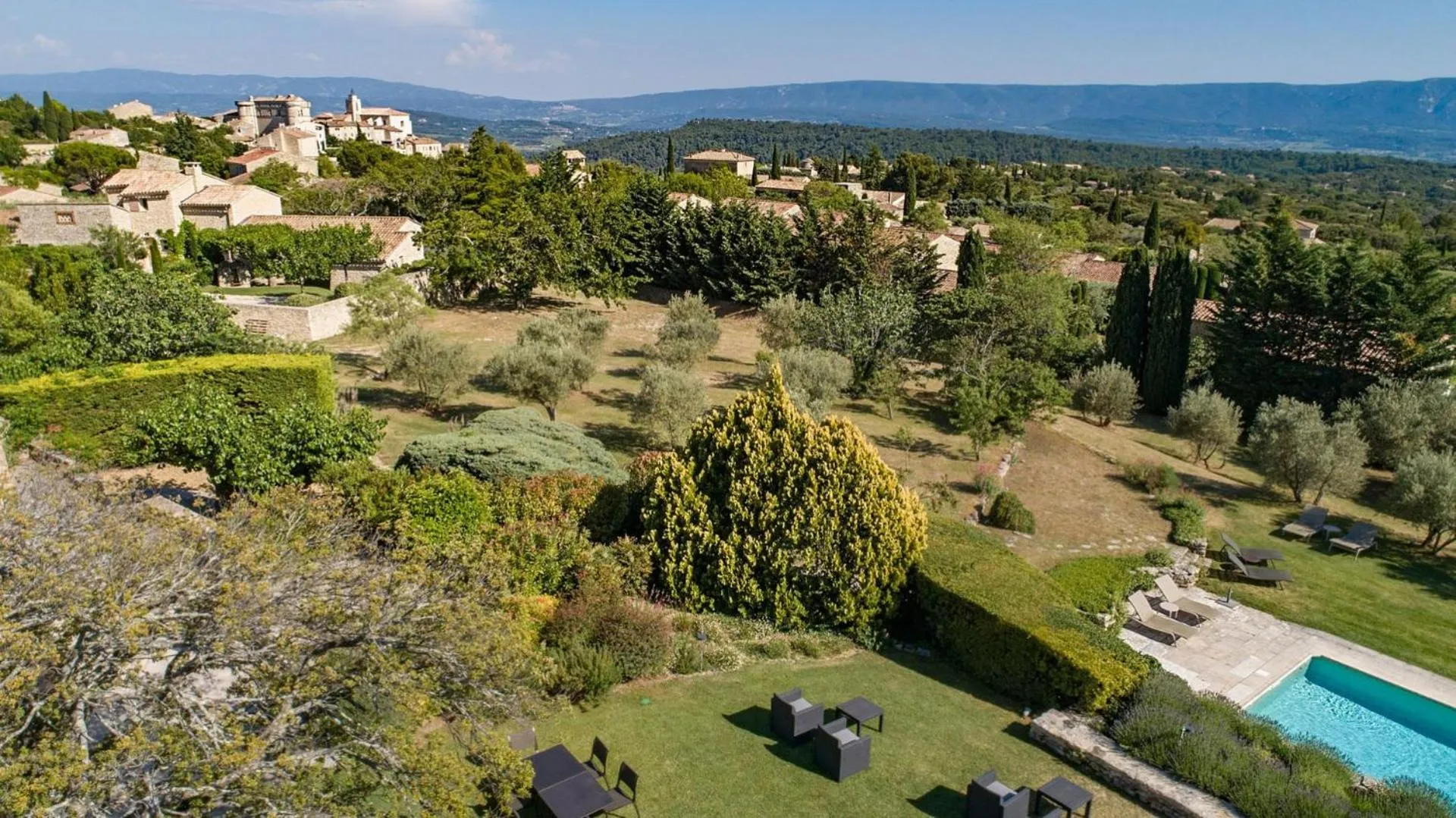 Natural landscape in Domaine de l'Enclos