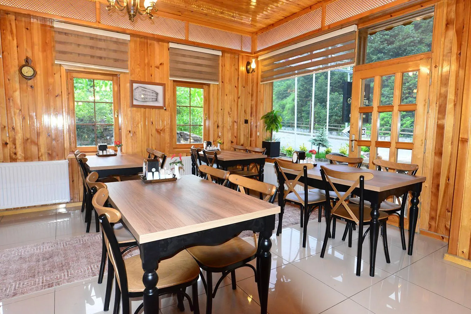 Decorative detail in Goblec Hotel & Bungalow