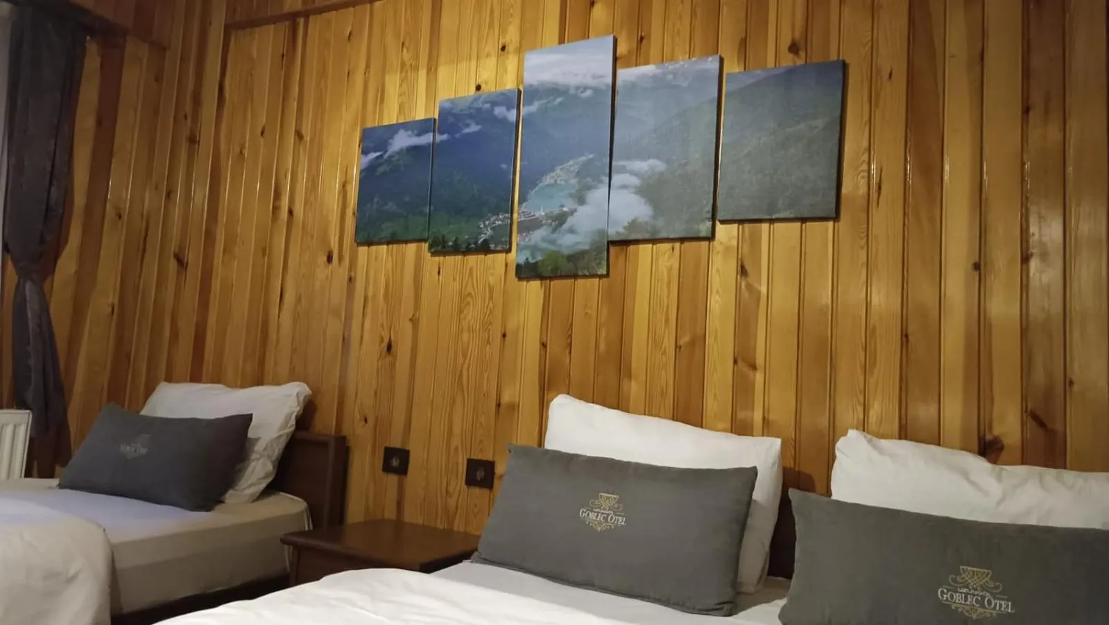 Bed in Goblec Hotel & Bungalow