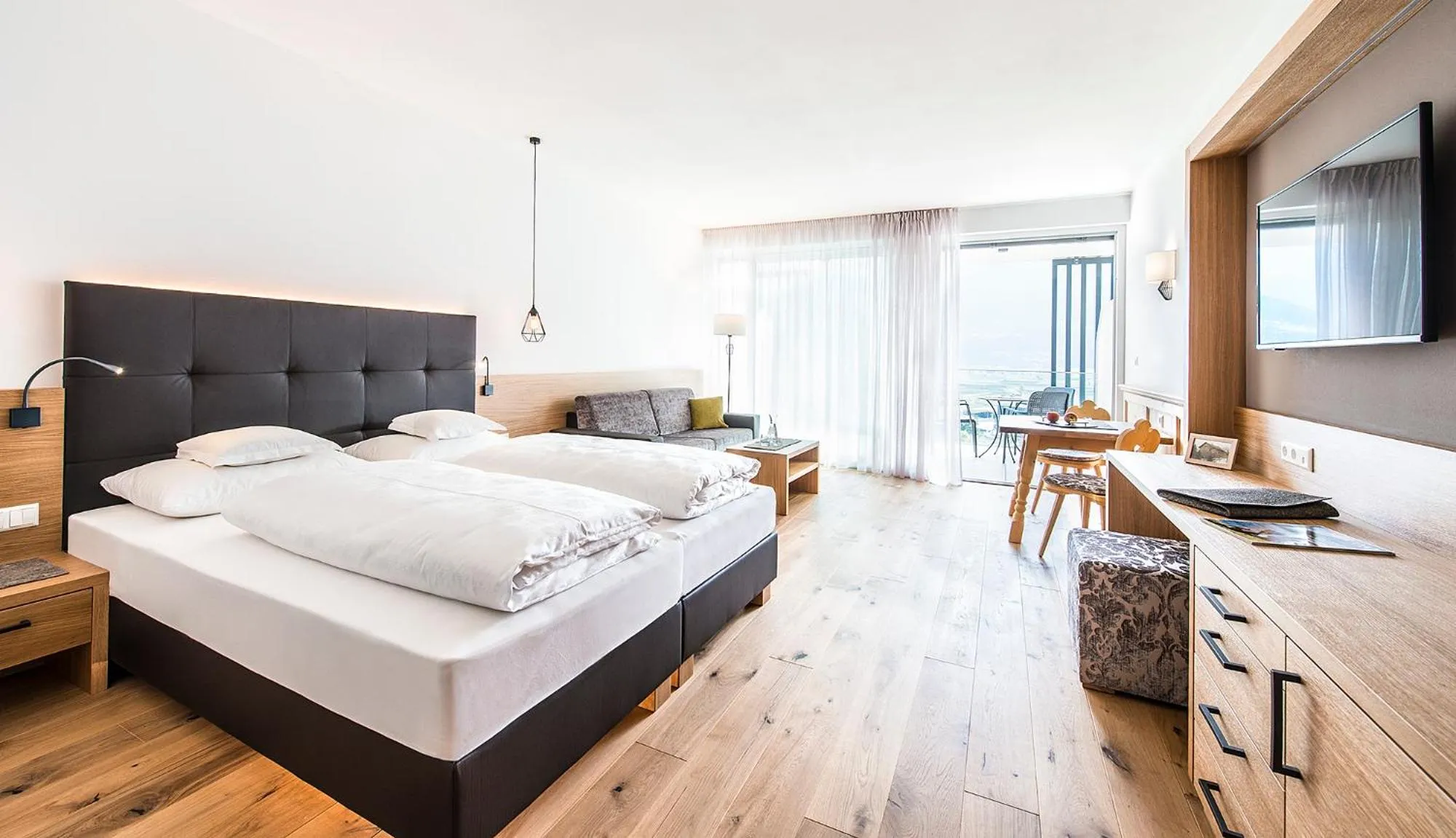 Photo of the whole room, Bed in Hotel Törggelehof