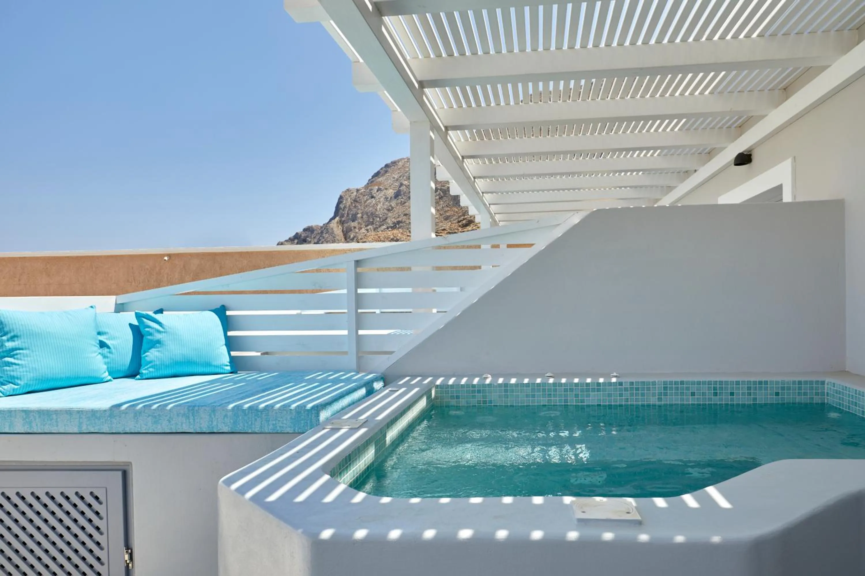 Hot Tub in Blue Sea Hotel