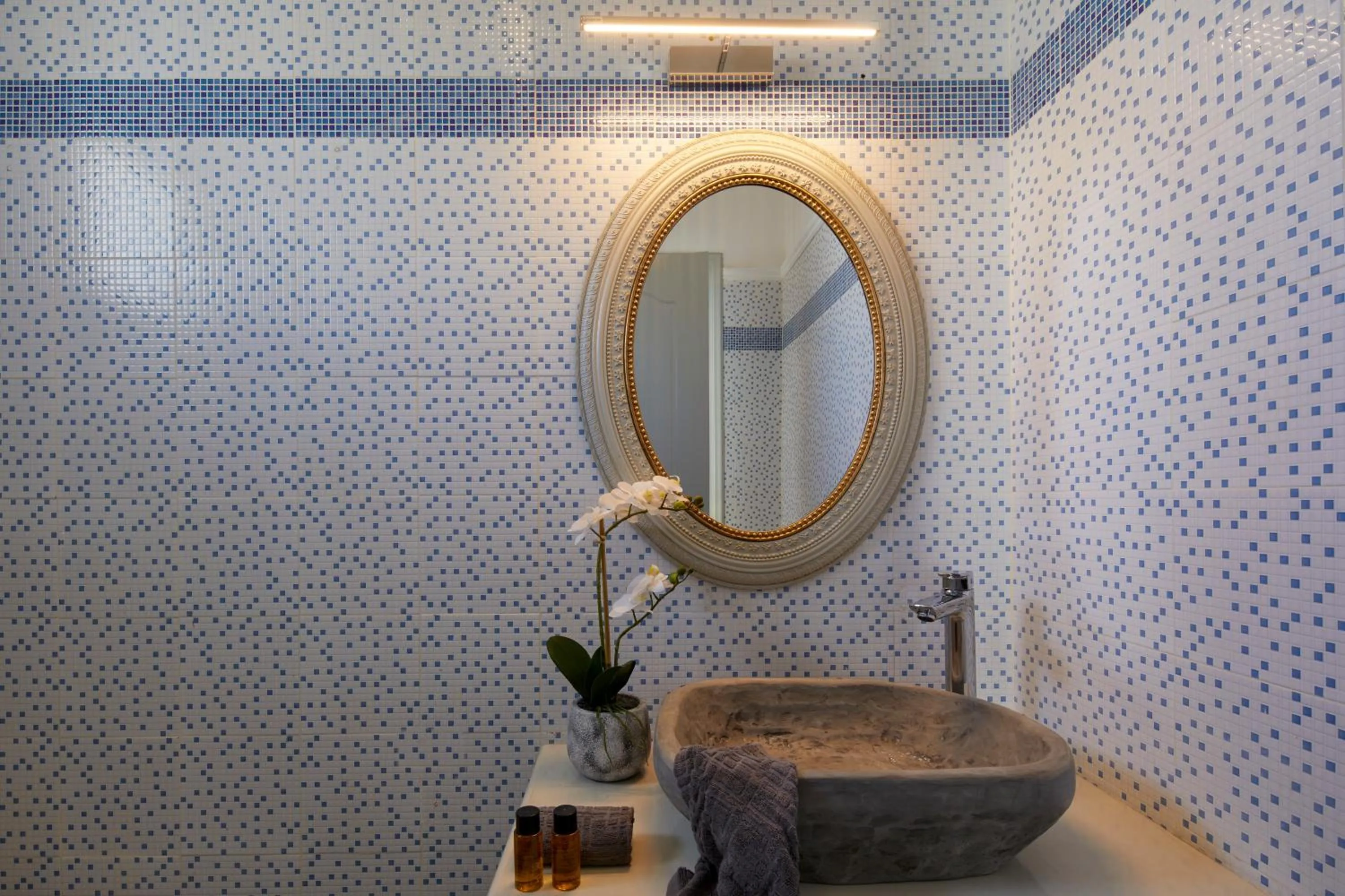 Bathroom in Blue Sea Hotel