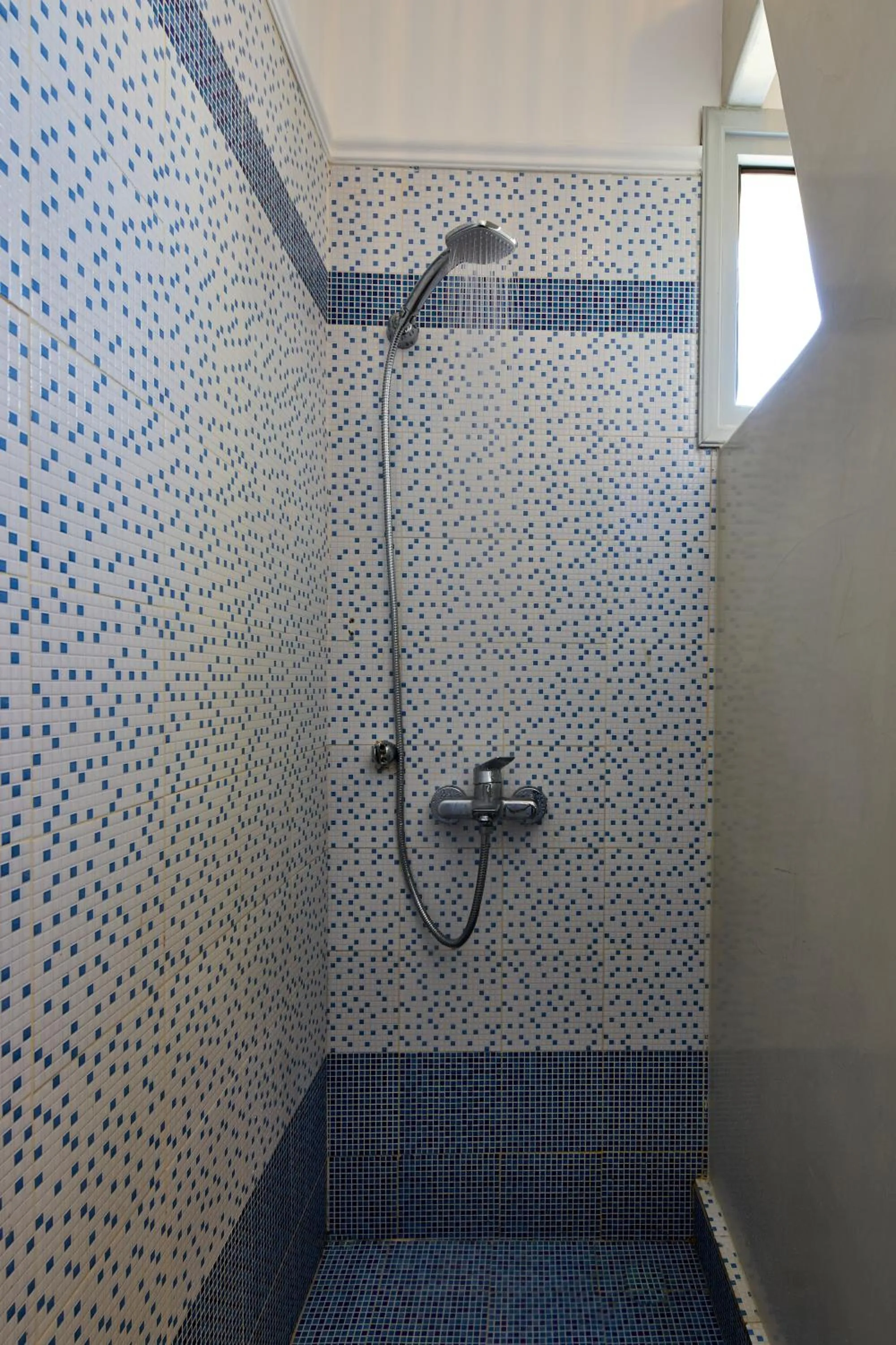 Shower in Blue Sea Hotel