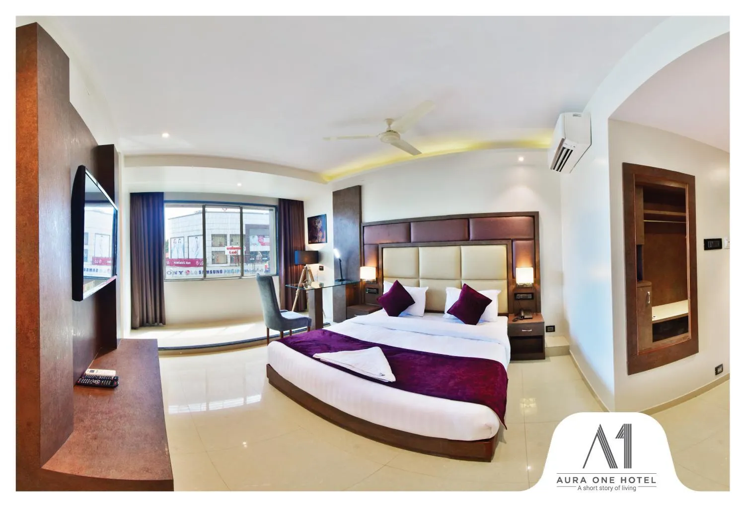 Bedroom, Bed in Aura One Hotel