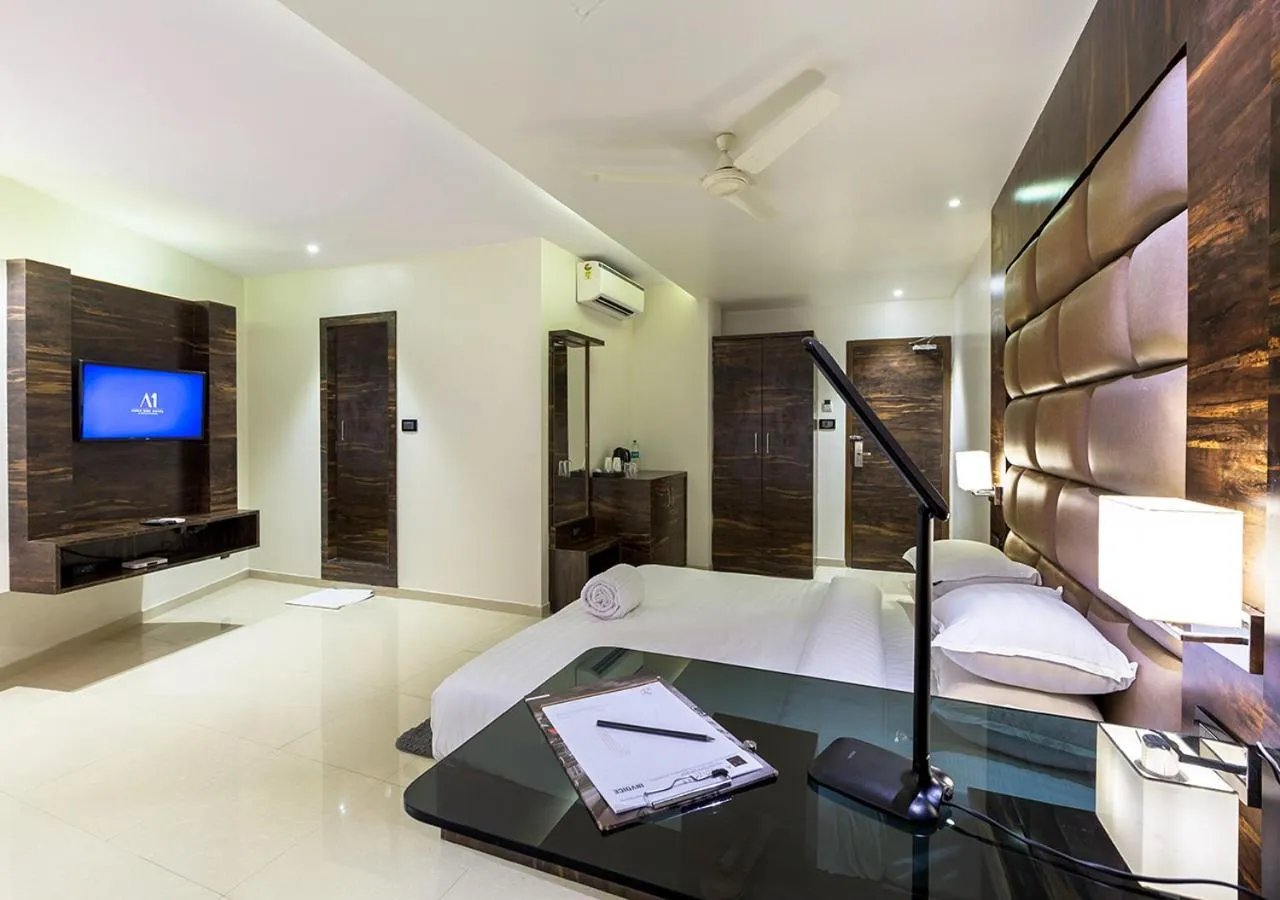 Bedroom, Bed in Aura One Hotel