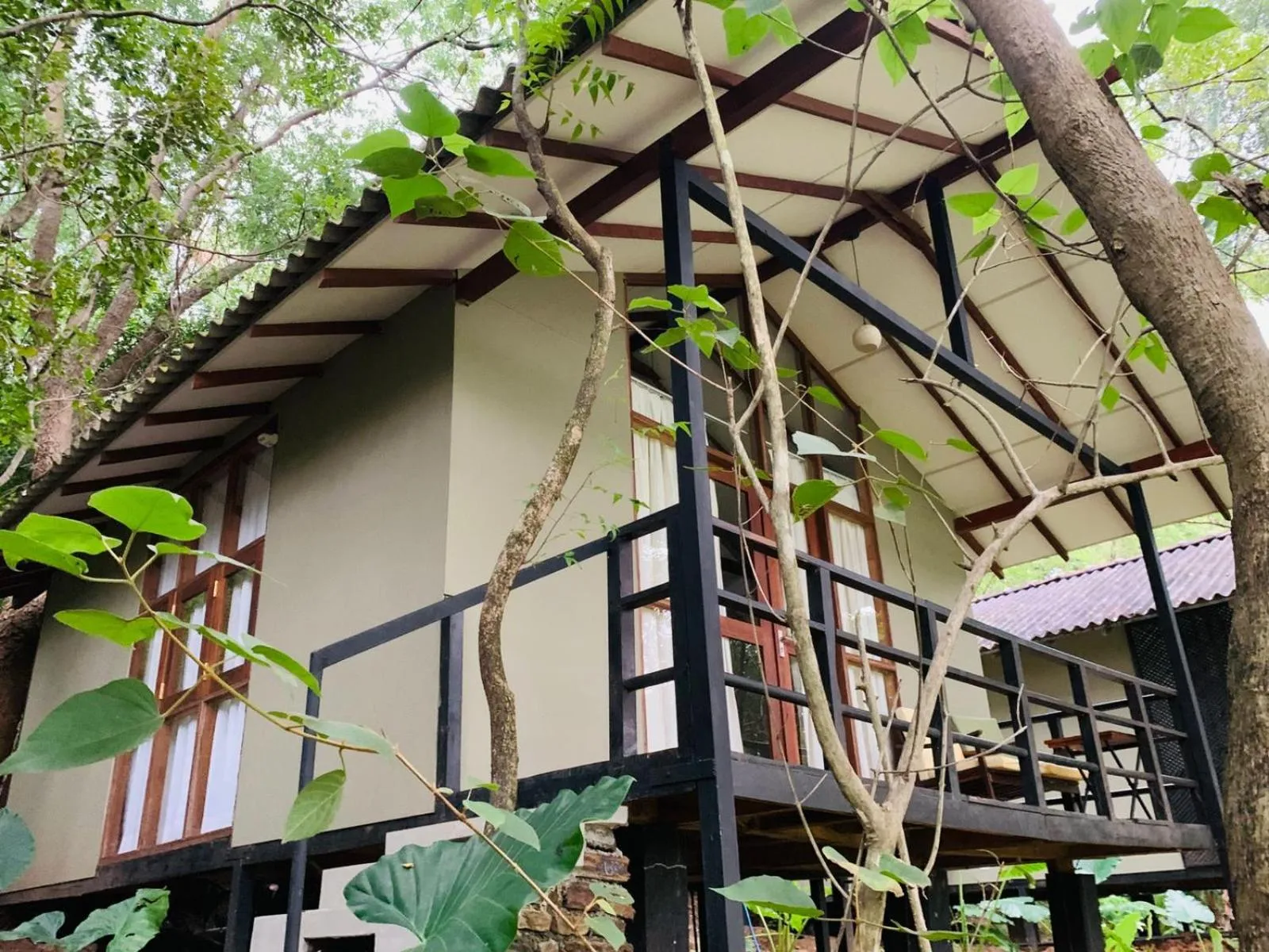 Property building in Ele Camp Udawalawe