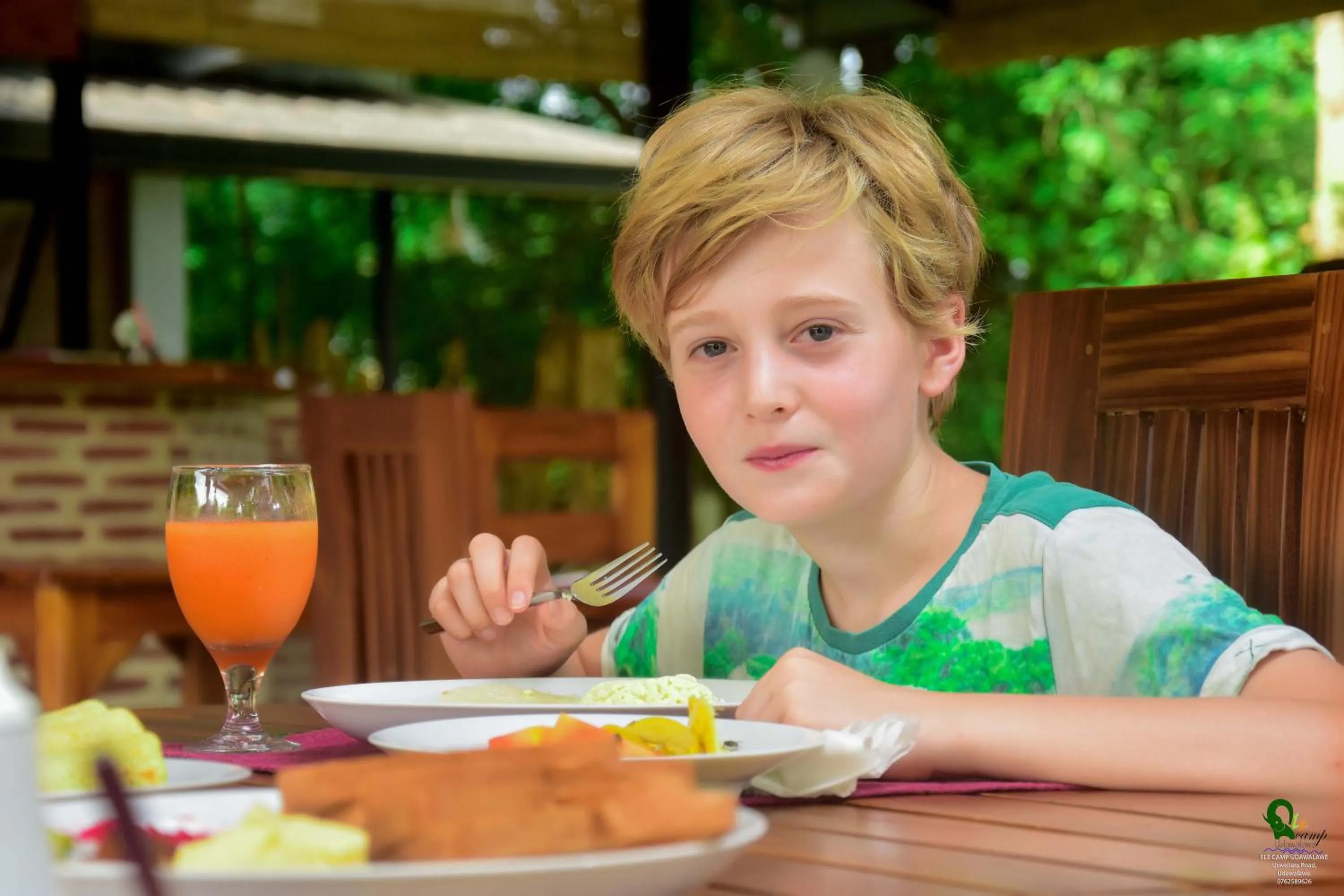 children in Ele Camp Udawalawe
