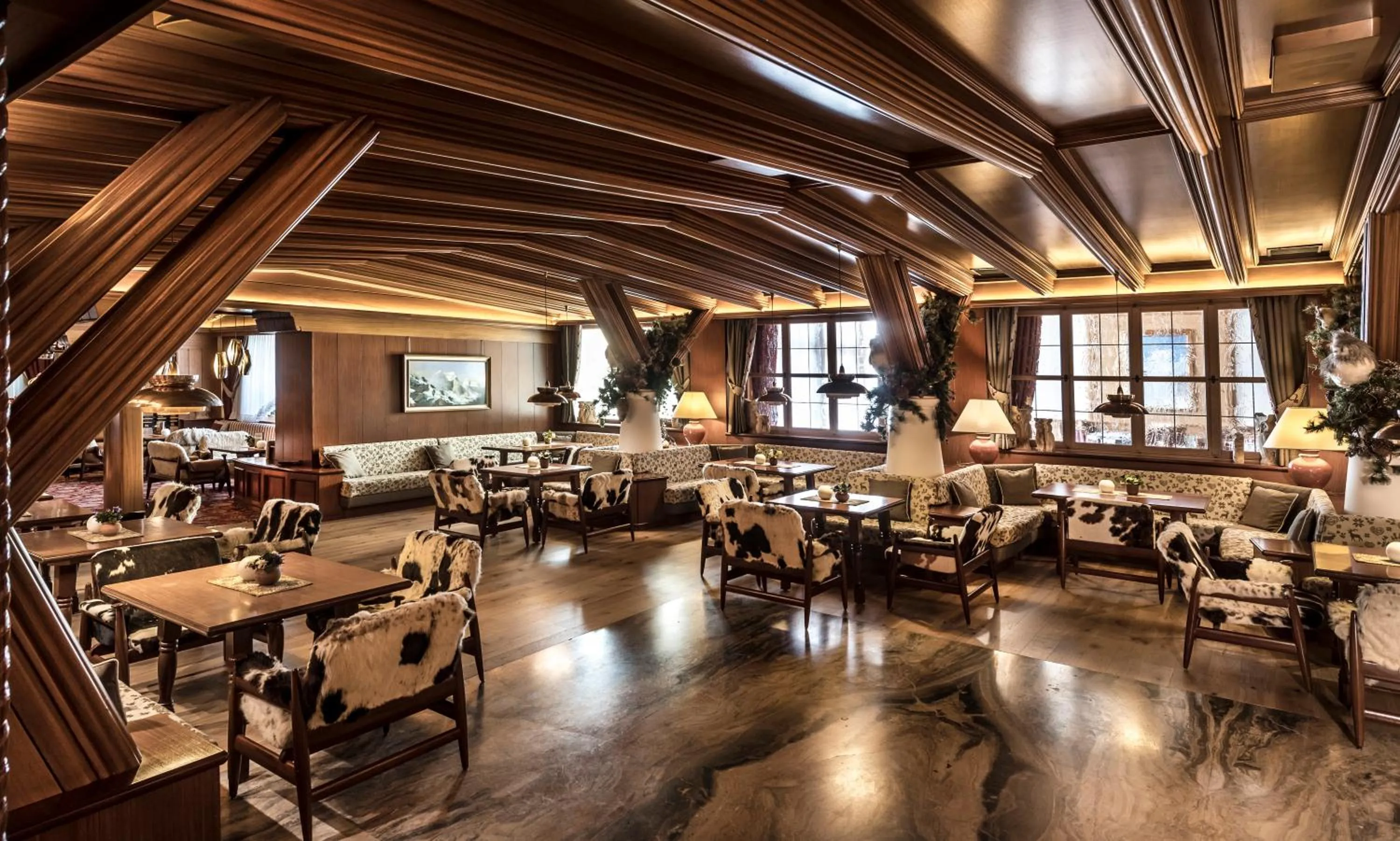 Lounge or bar in Alpen Hotel Corona