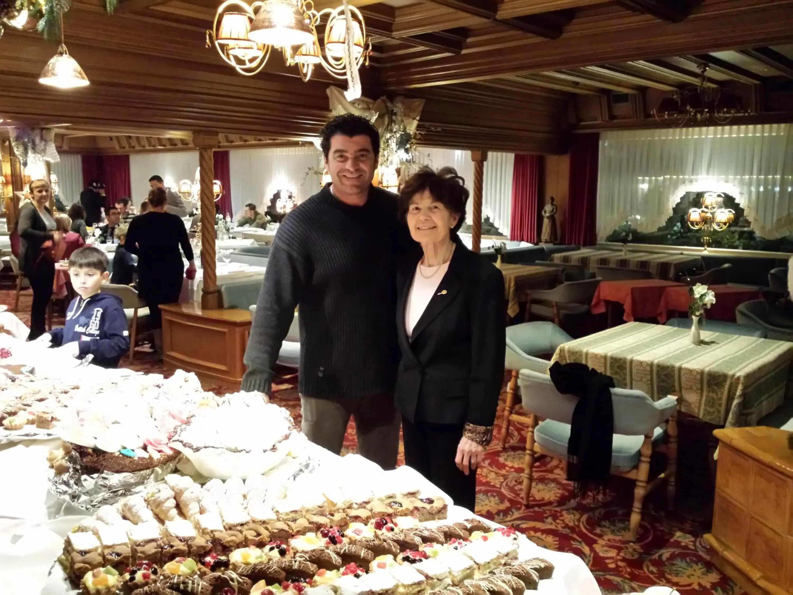 Restaurant/places to eat in Alpen Hotel Corona