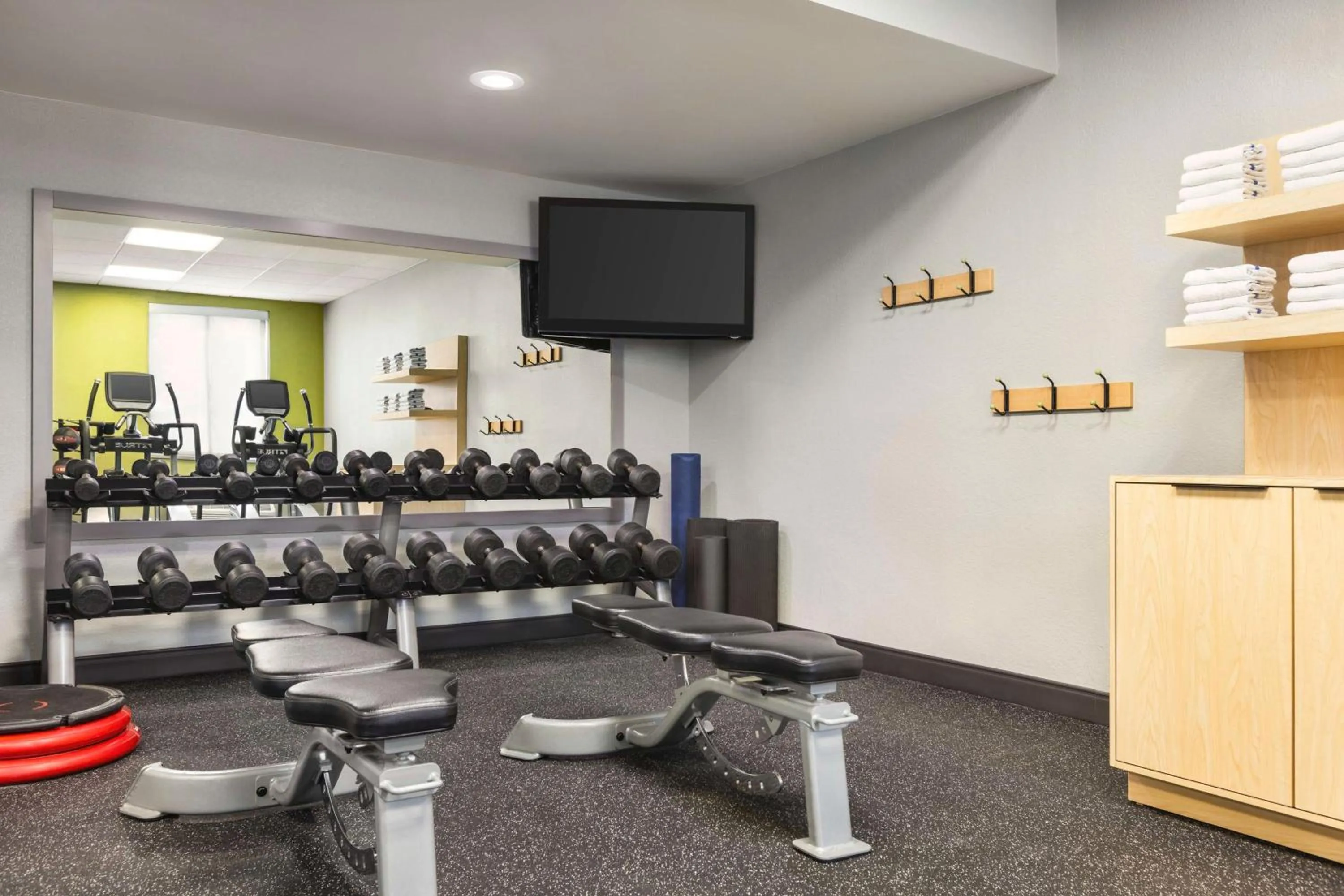 Fitness centre/facilities in Spark By Hilton Germantown Washington Dc North