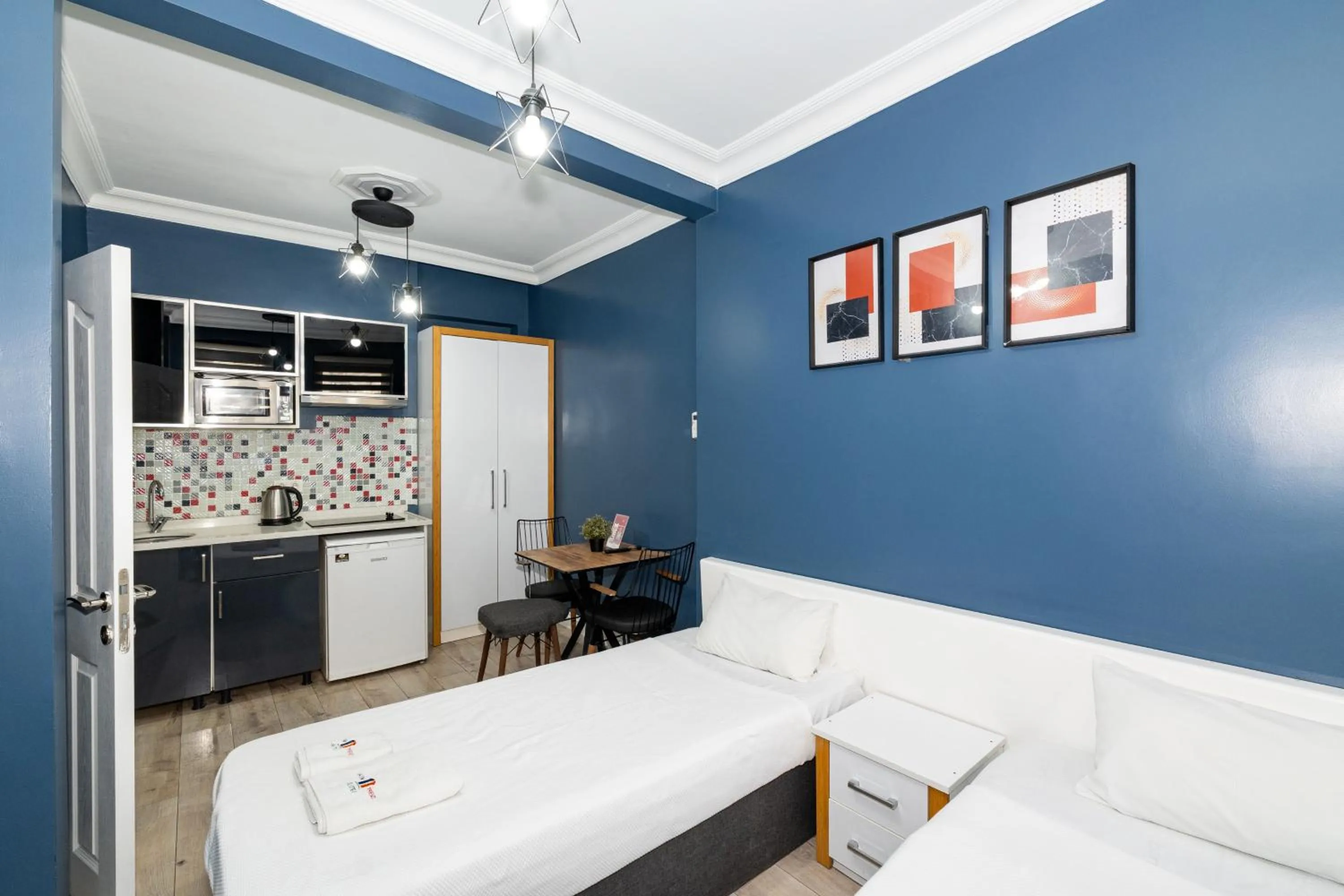 Bed in Butterfly House