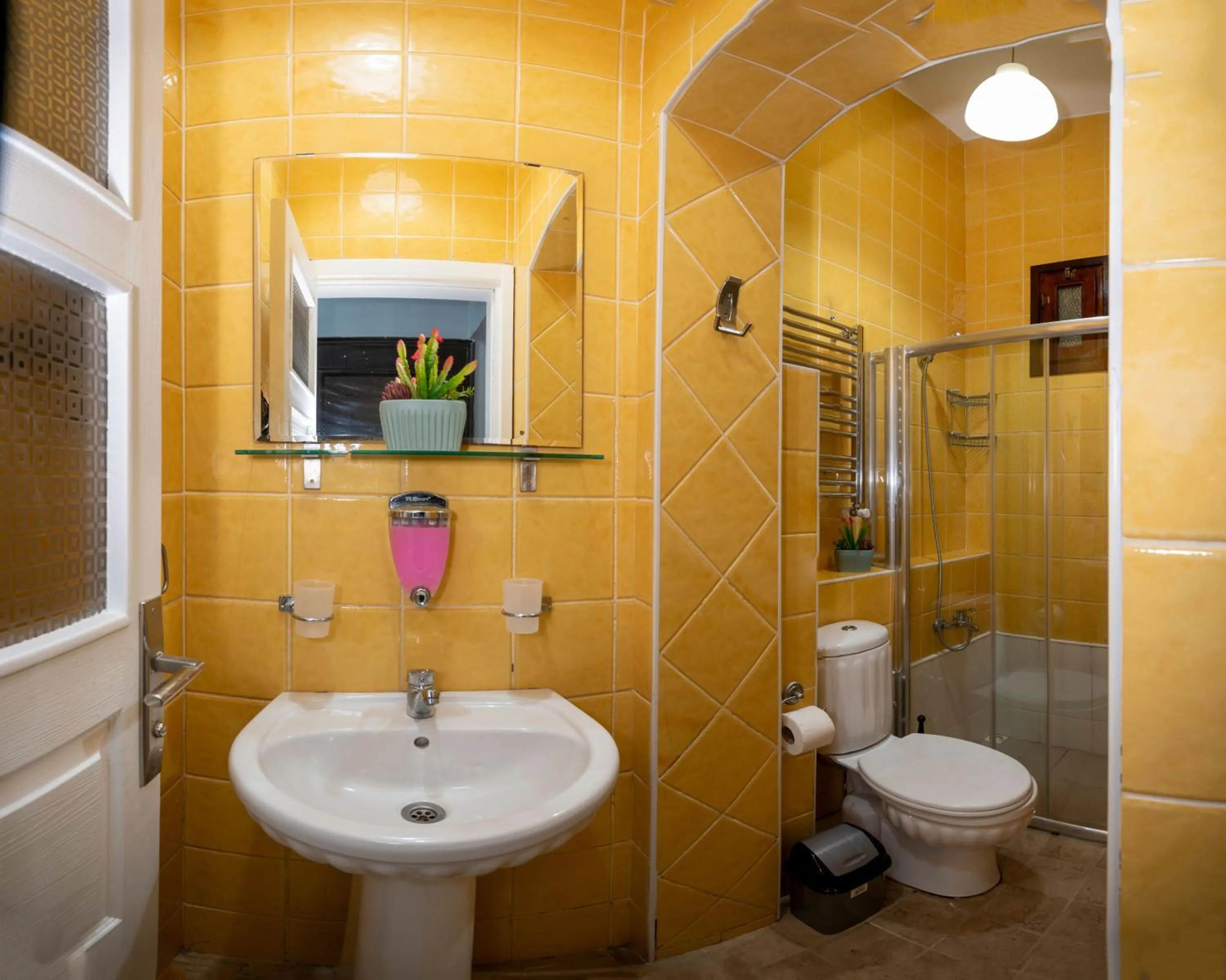 Bathroom in Butterfly House