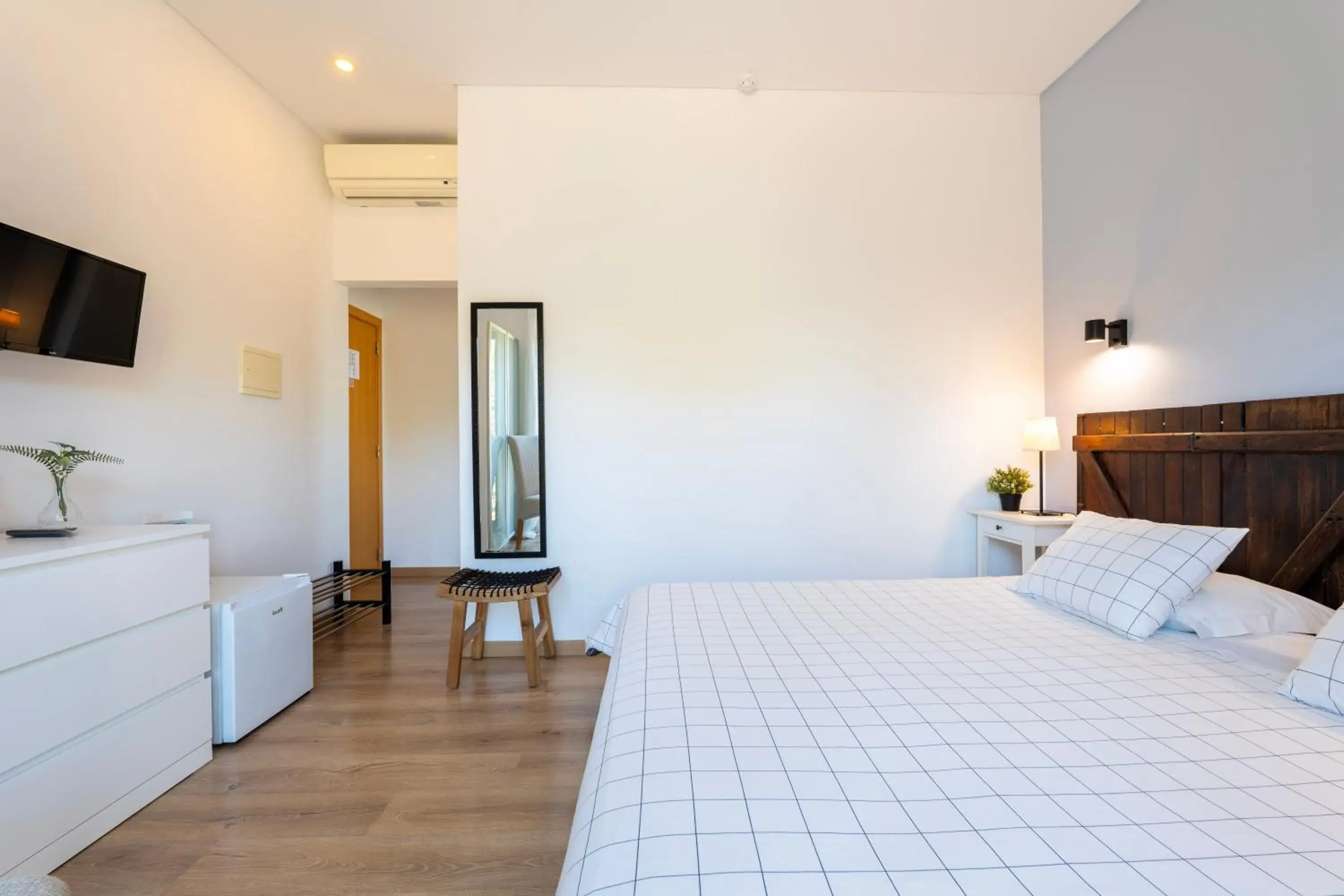 Standard Double Room in Alojamento Local Verde e Mar Standard Double Room in Alojamento Local Verde e Mar