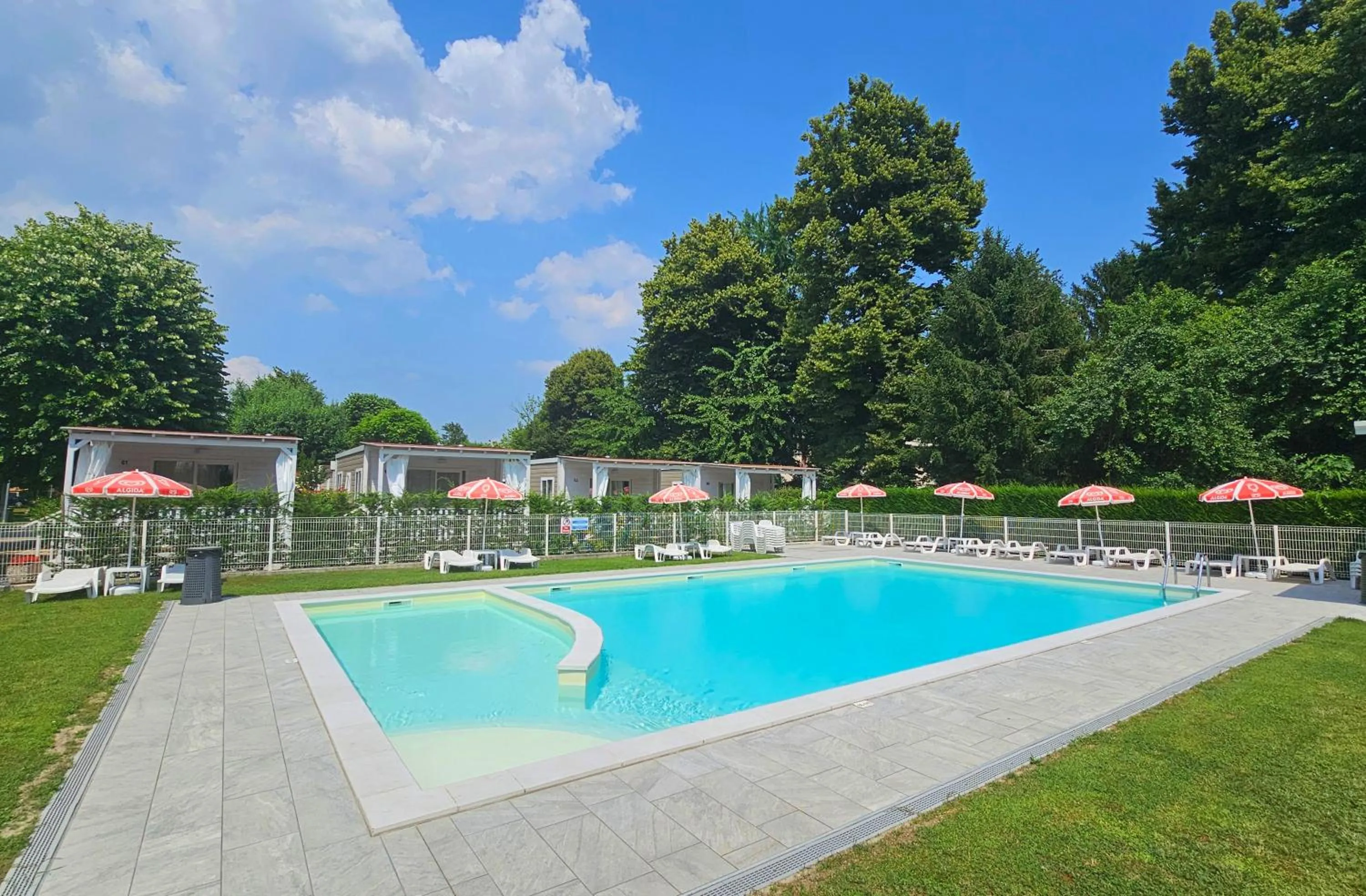 Swimming pool in Camping Serenissima