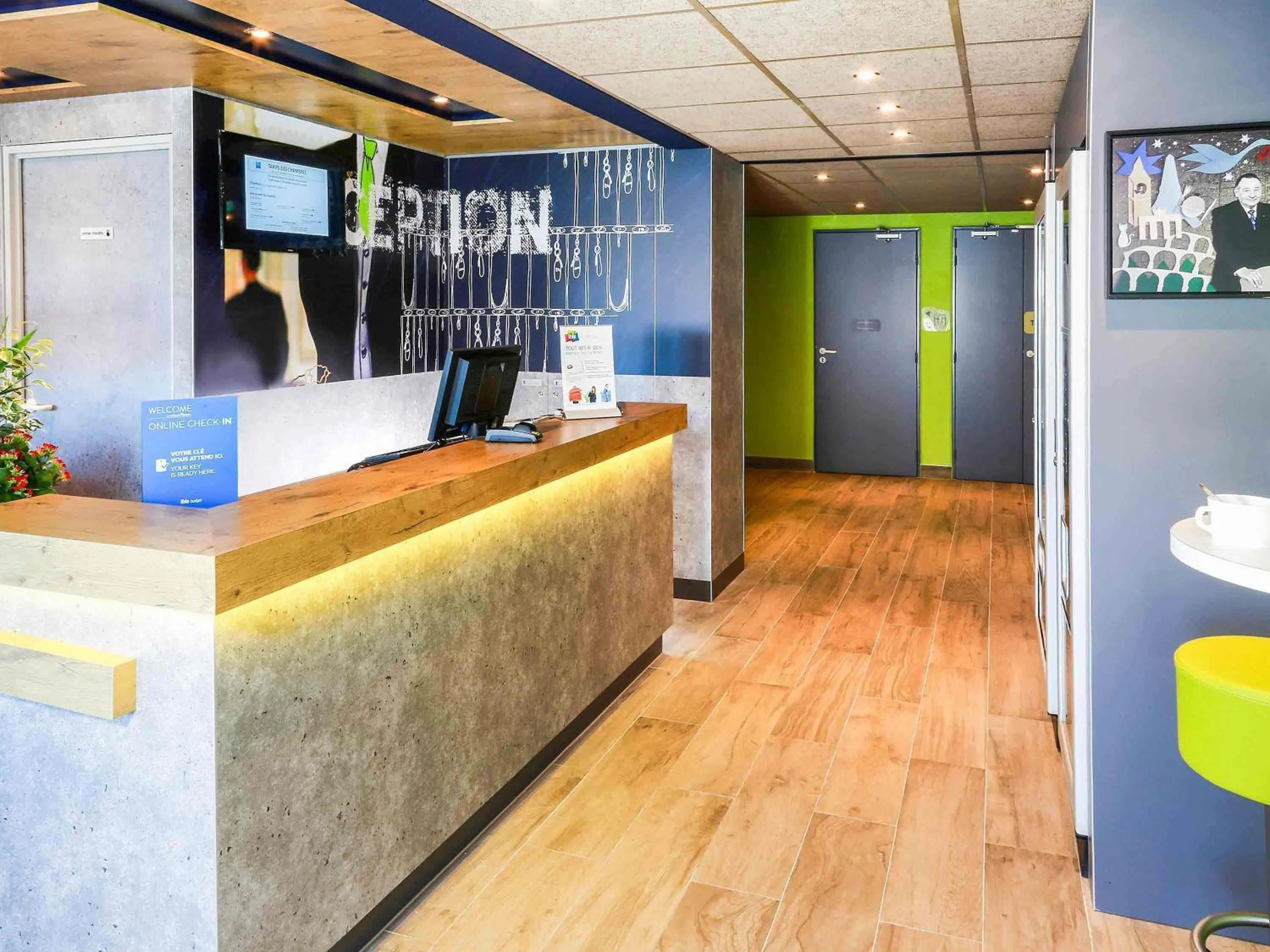 Property building in Ibis Budget Marseille Vitrolles