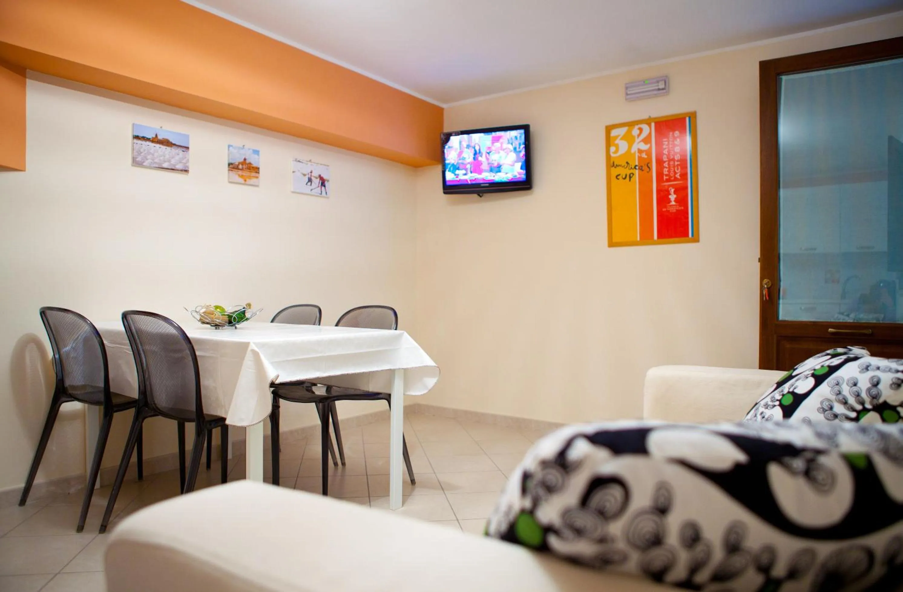 Living room in Palazzo Ossuna