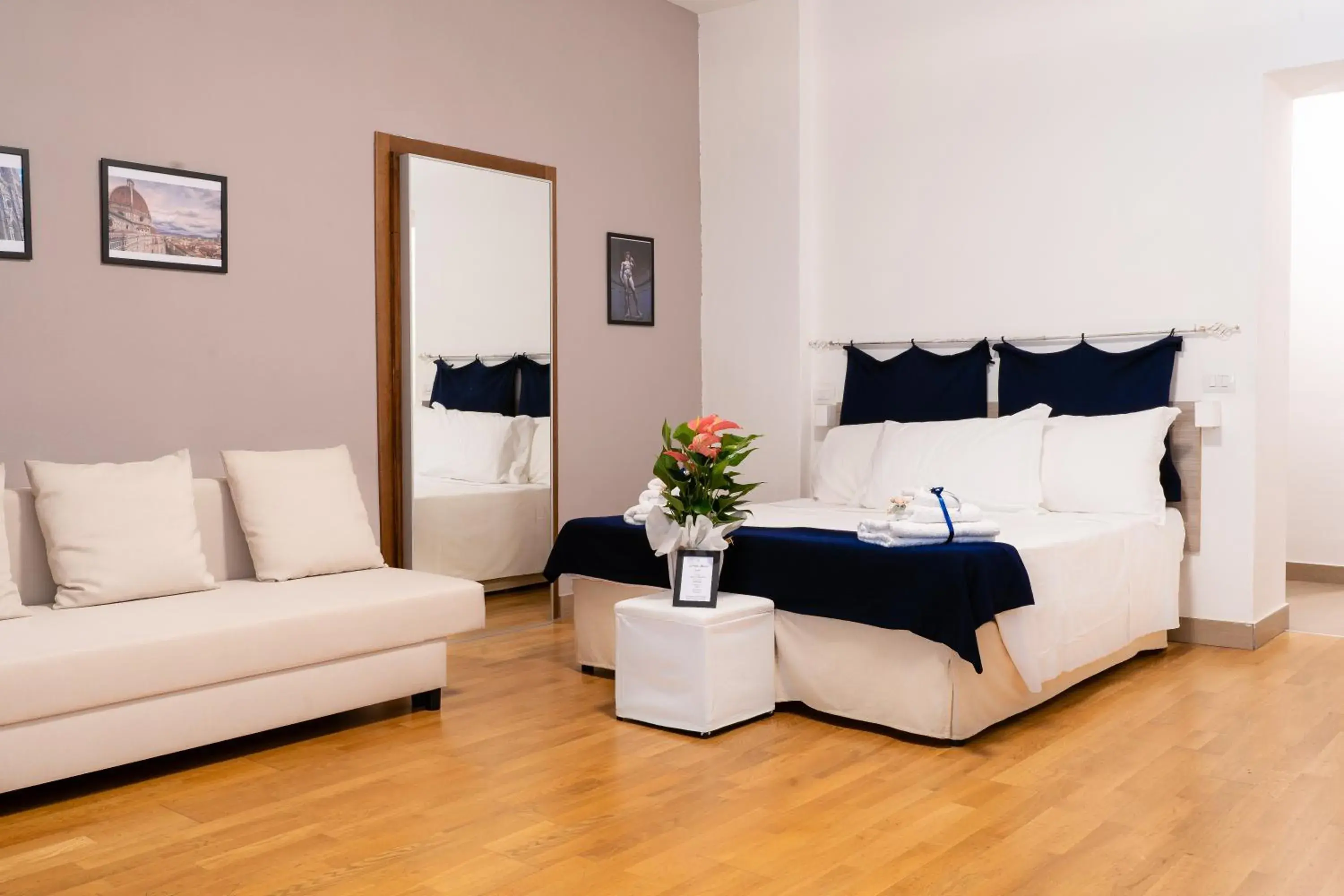 Classic Quadruple Room in La Petite Maison Classic Quadruple Room in La Petite Maison