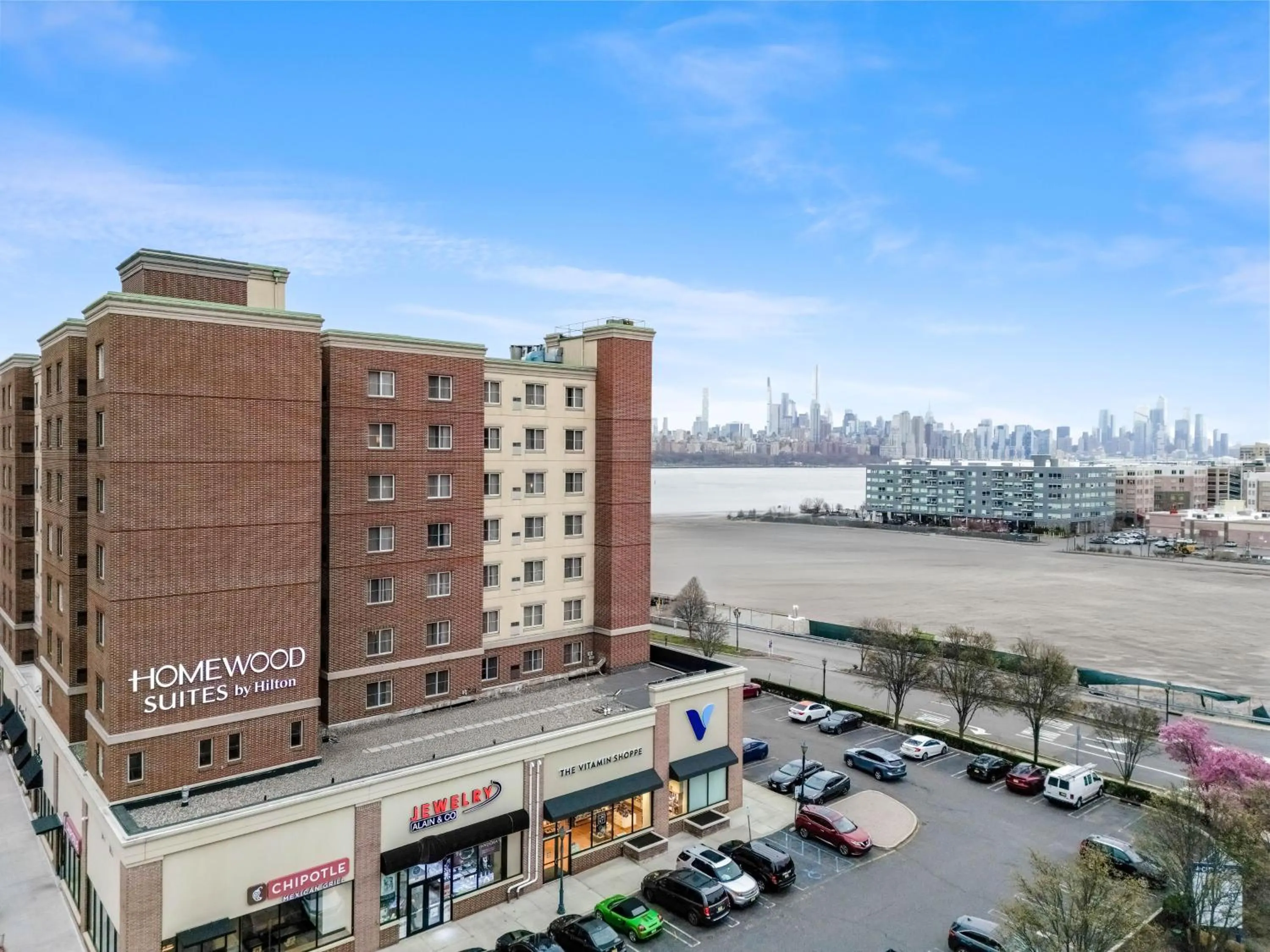 Property building in Homewood Suites by Hilton Edgewater-NYC Area