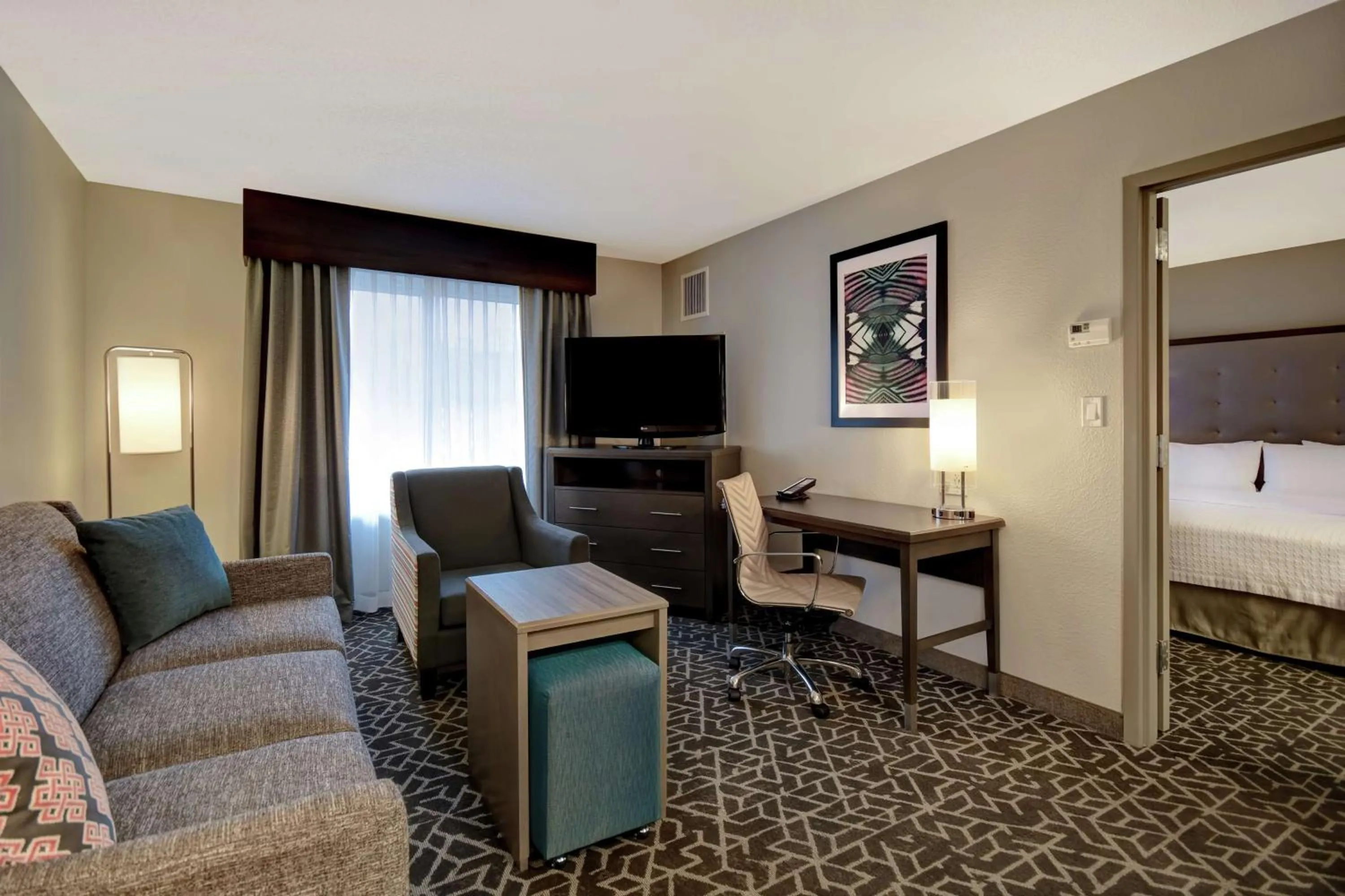 Bedroom, Bed in Homewood Suites by Hilton Edgewater-NYC Area