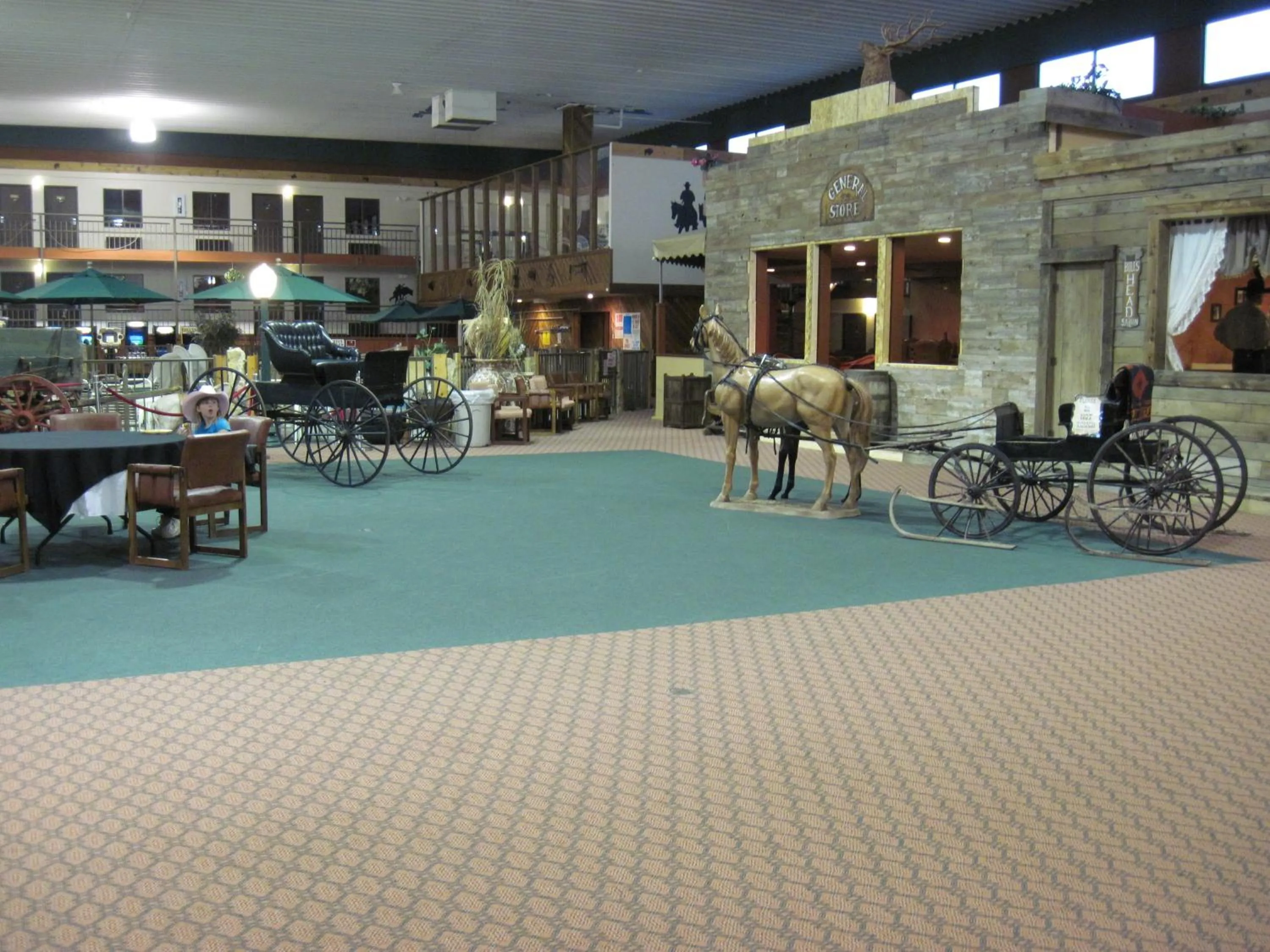 Communal lounge/ TV room in Dodge House Hotel