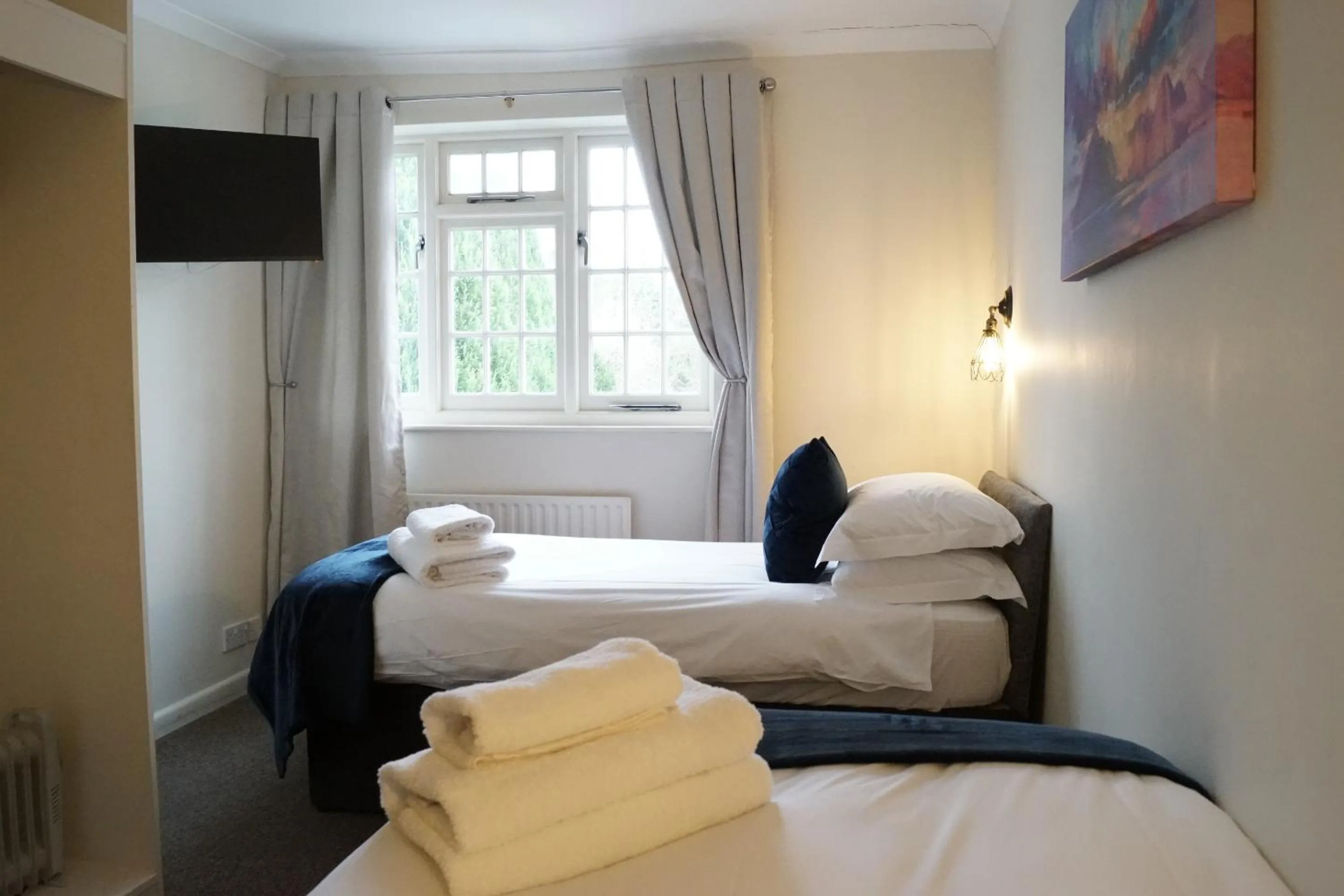 Bedroom, Bed in The Barford Inn