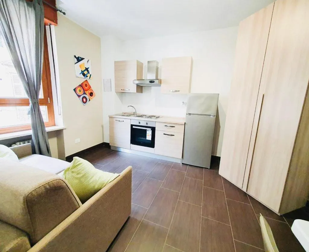 Kitchen or kitchenette in HH Hermoso Housing ALESSANDRIA