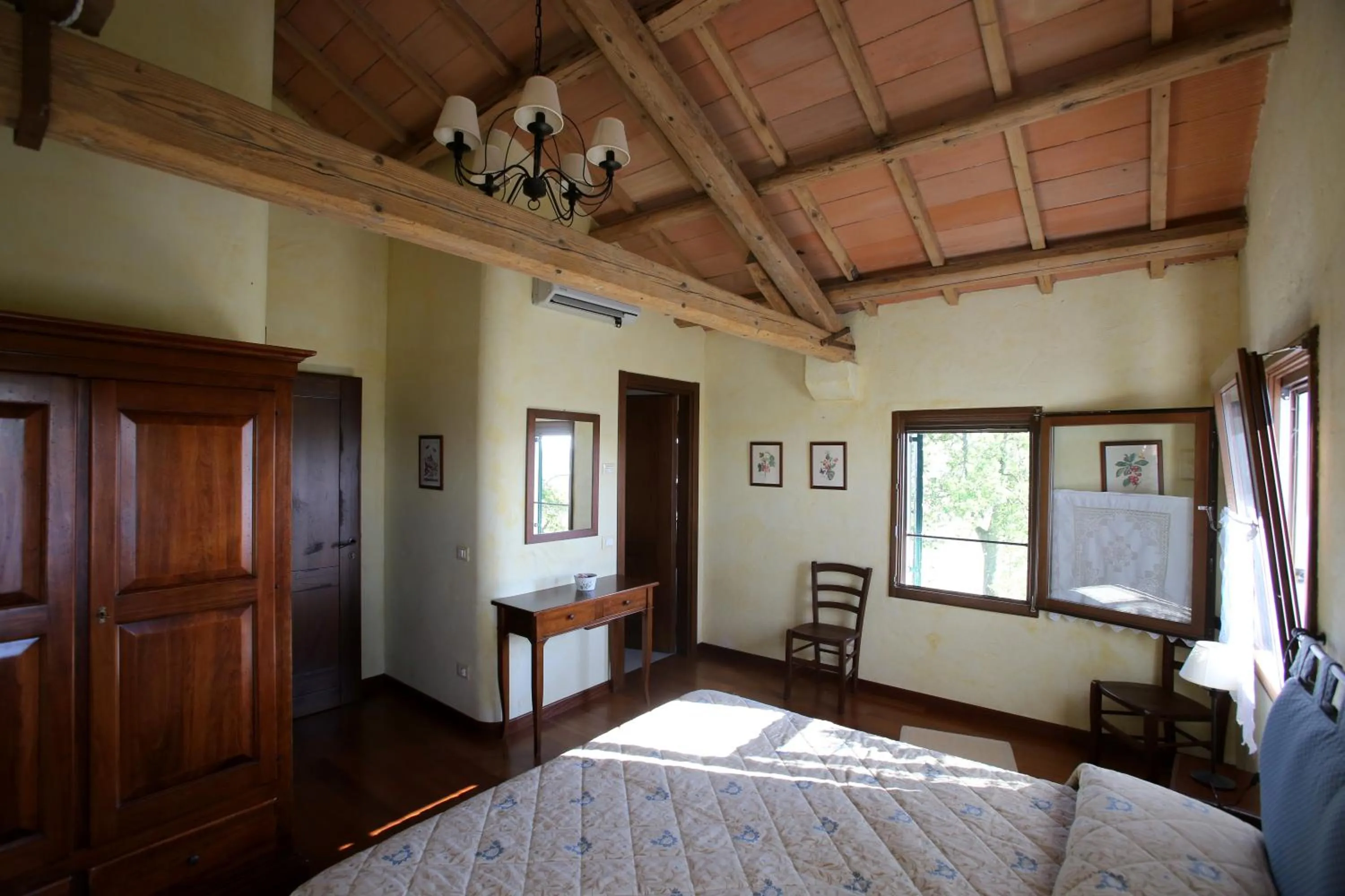 Photo of the whole room in Locanda Antico Fighèr