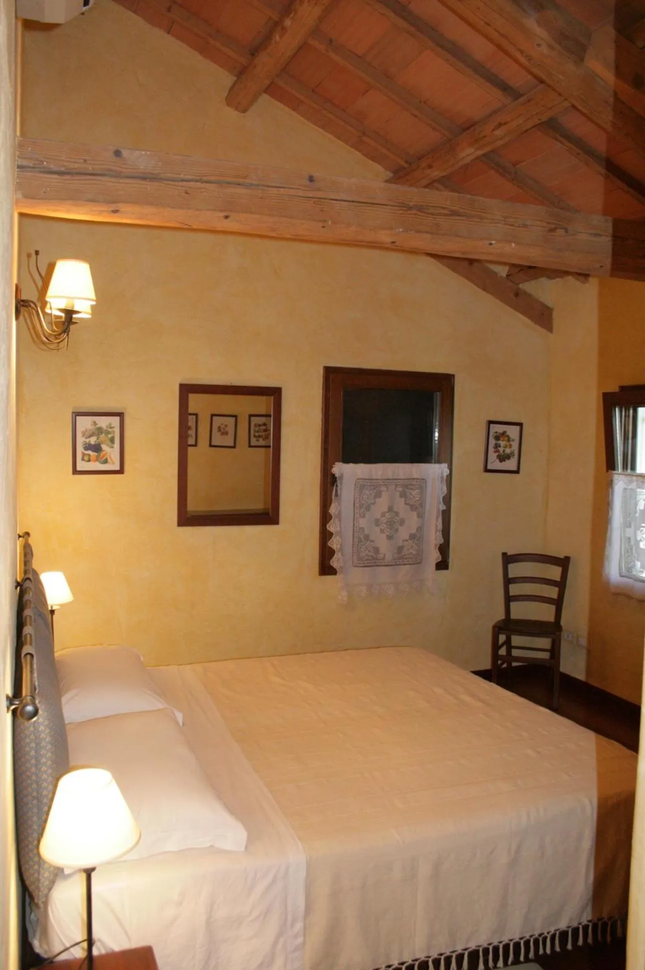 Photo of the whole room in Locanda Antico Fighèr