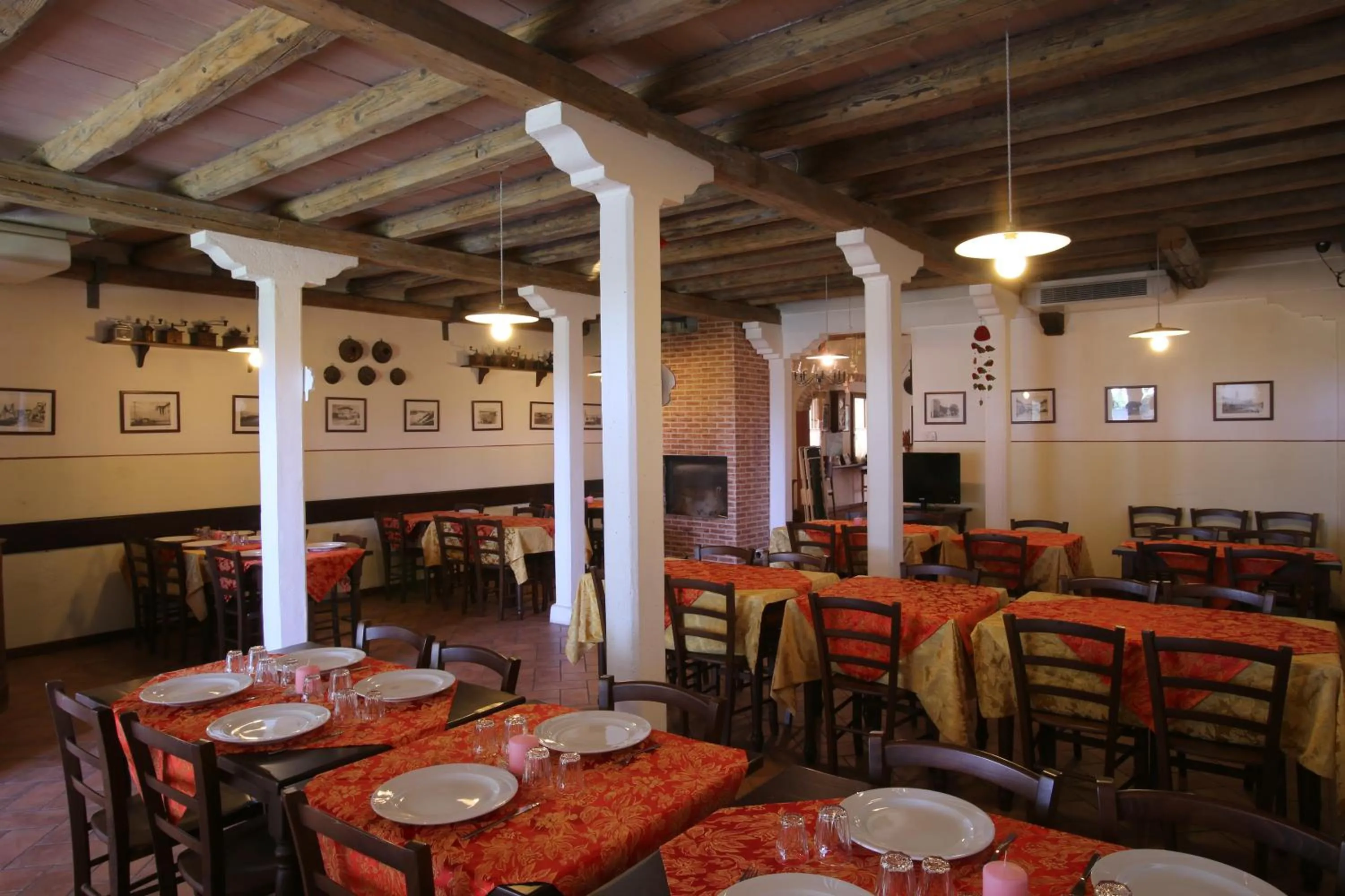 Restaurant/places to eat in Locanda Antico Fighèr