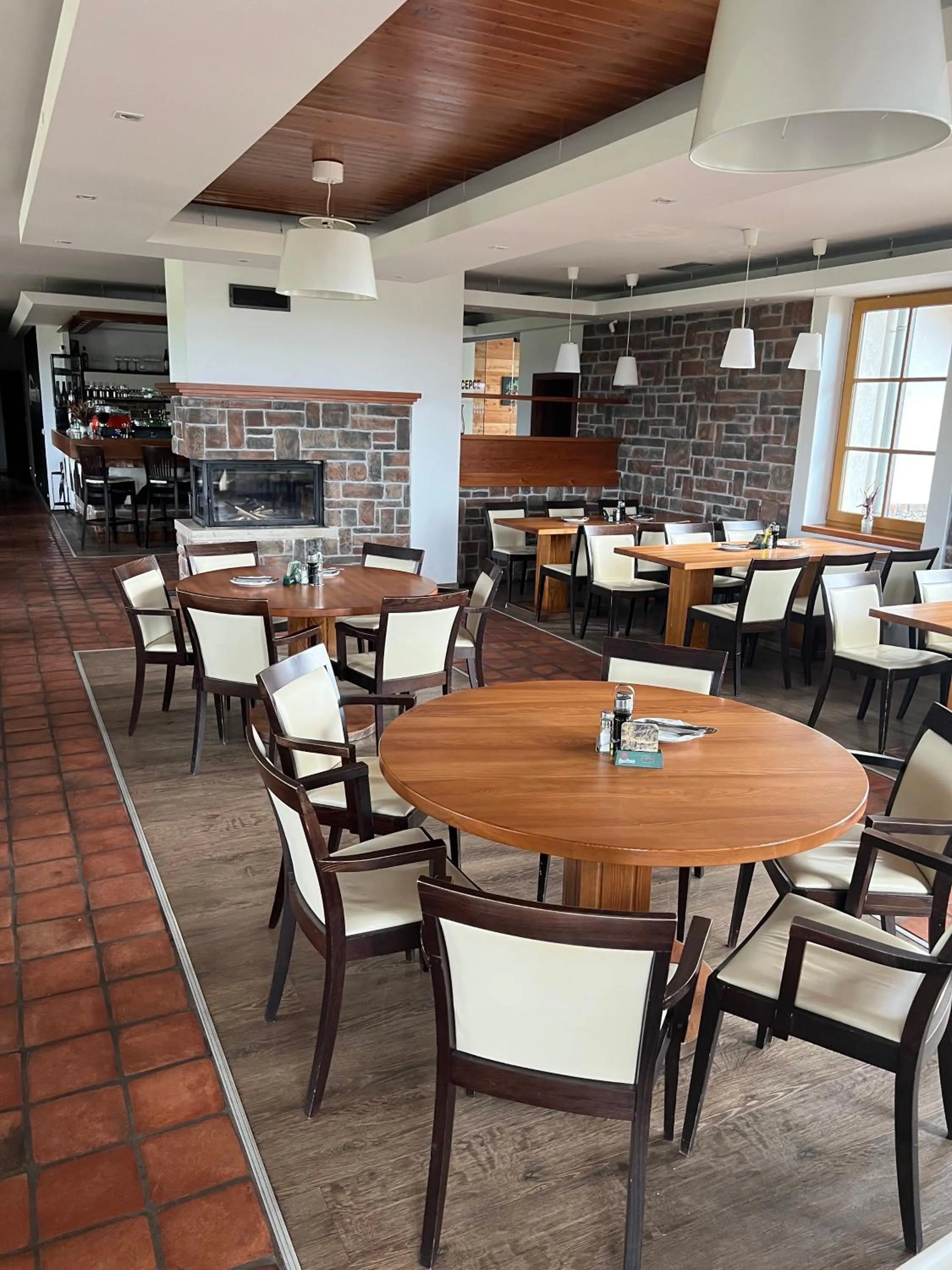 Hotel Krušnohorský Dvůr