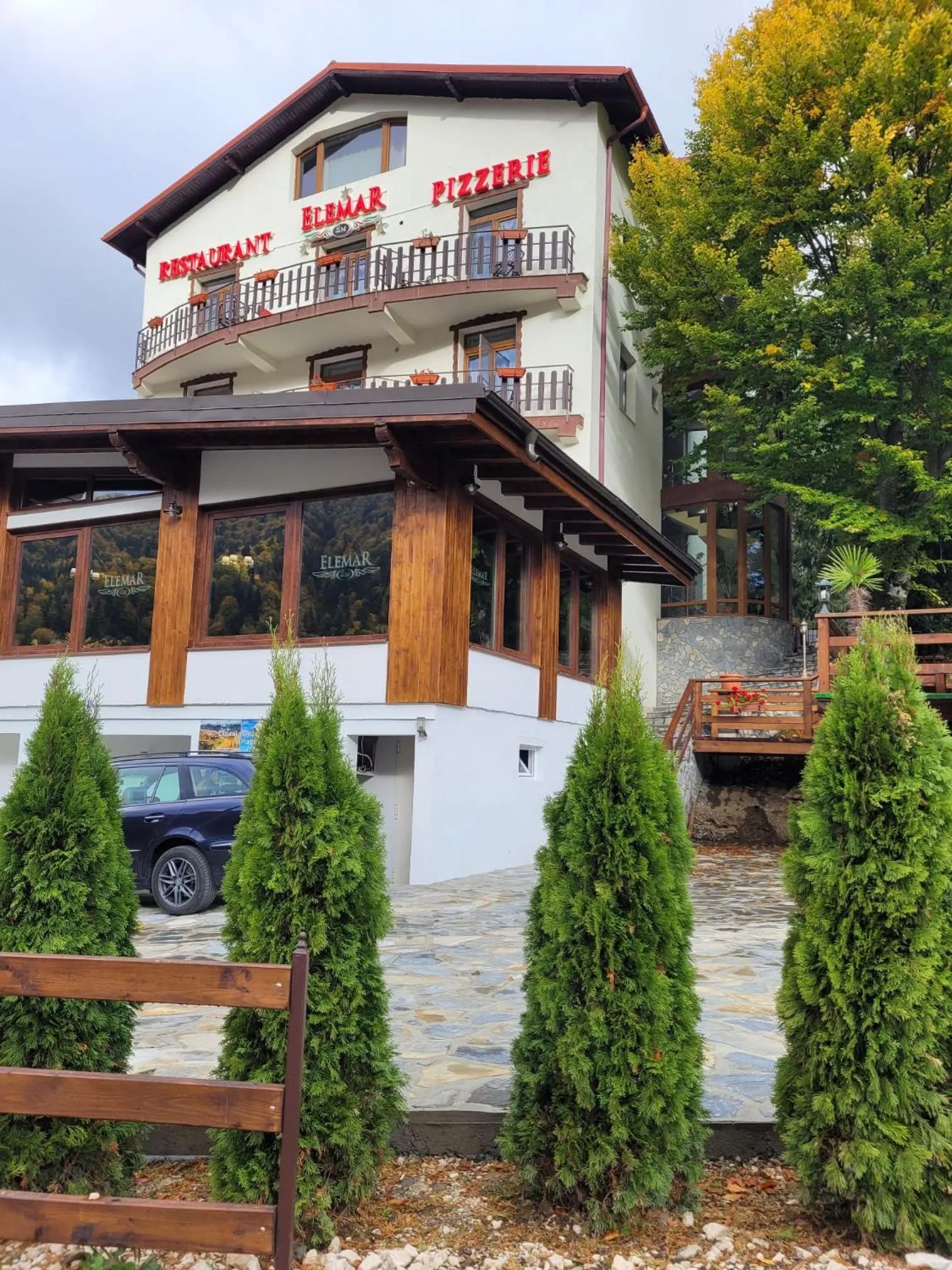 Property building in Pensiunea ELEMAR